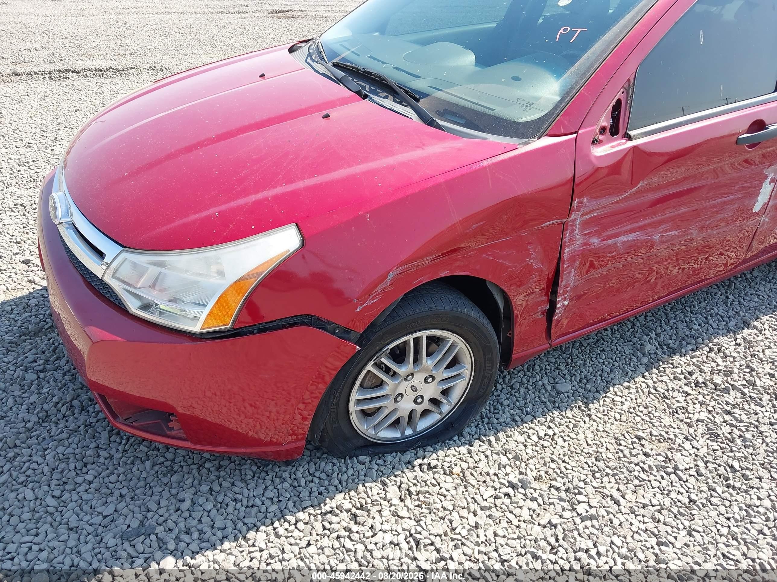 2011 Ford Focus Se Red vin: 1FAHP3FN1BW107325