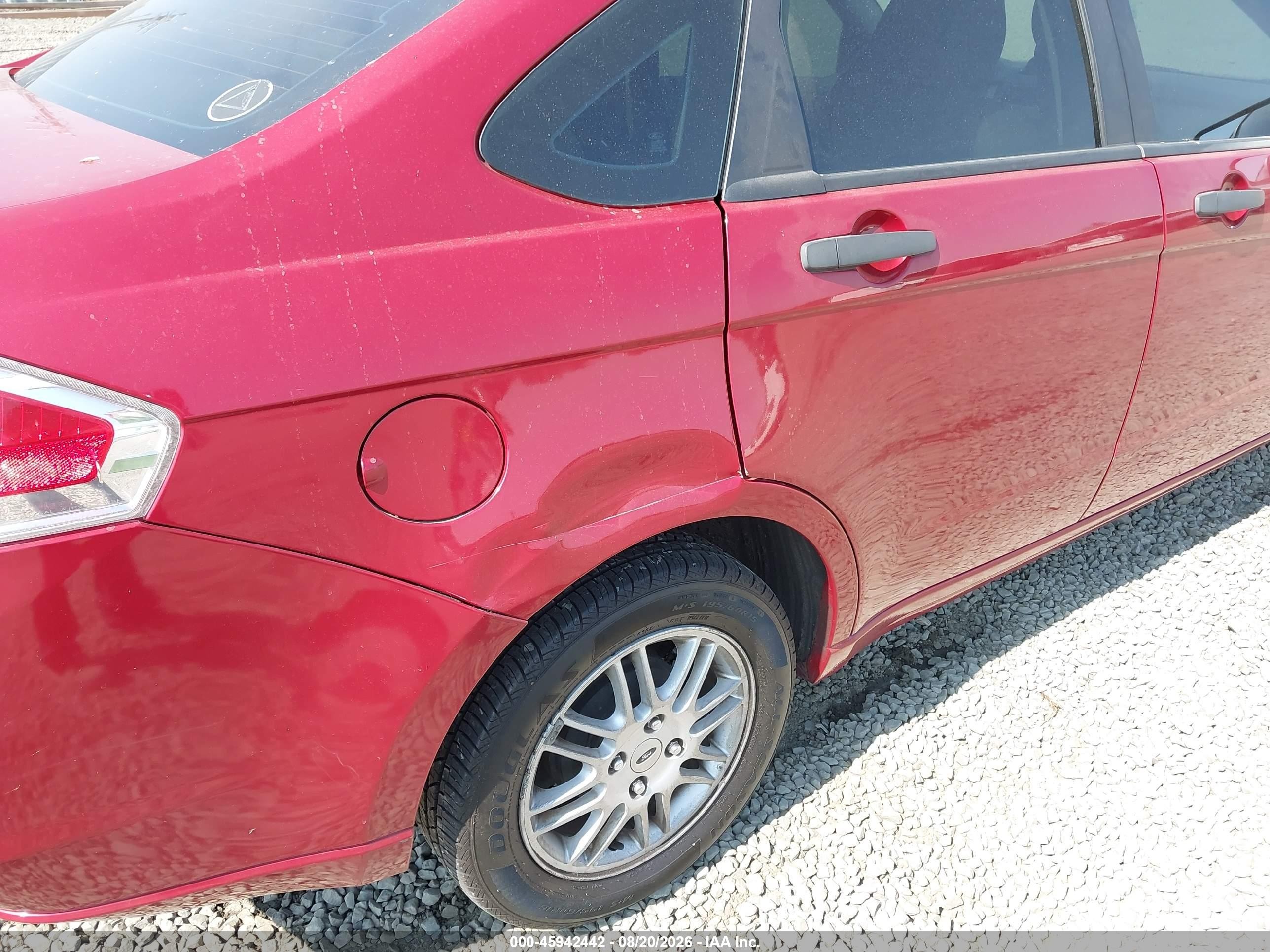 2011 Ford Focus Se Red vin: 1FAHP3FN1BW107325