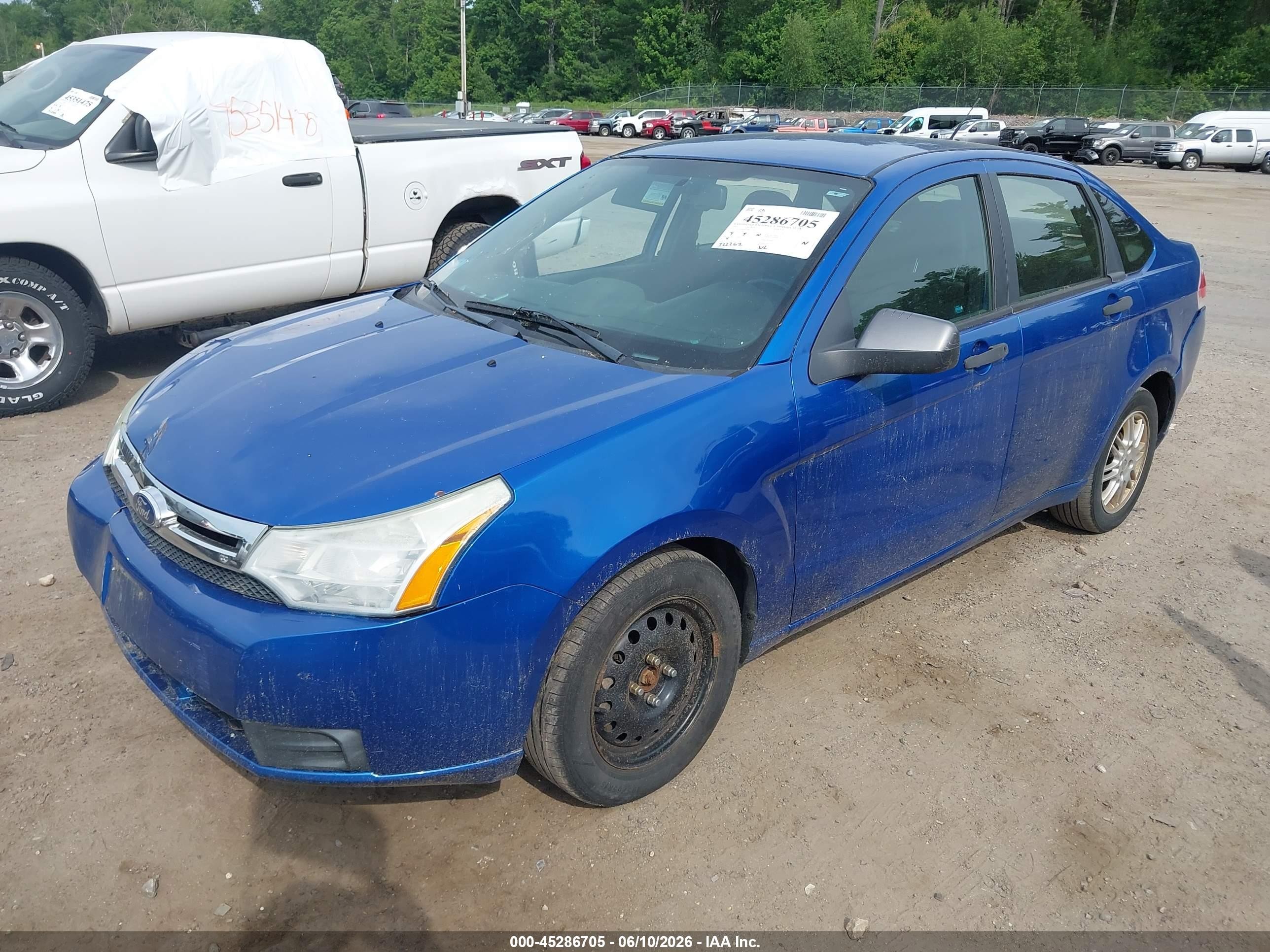 2011 Ford Focus Se Blue vin: 1FAHP3FN1BW132323