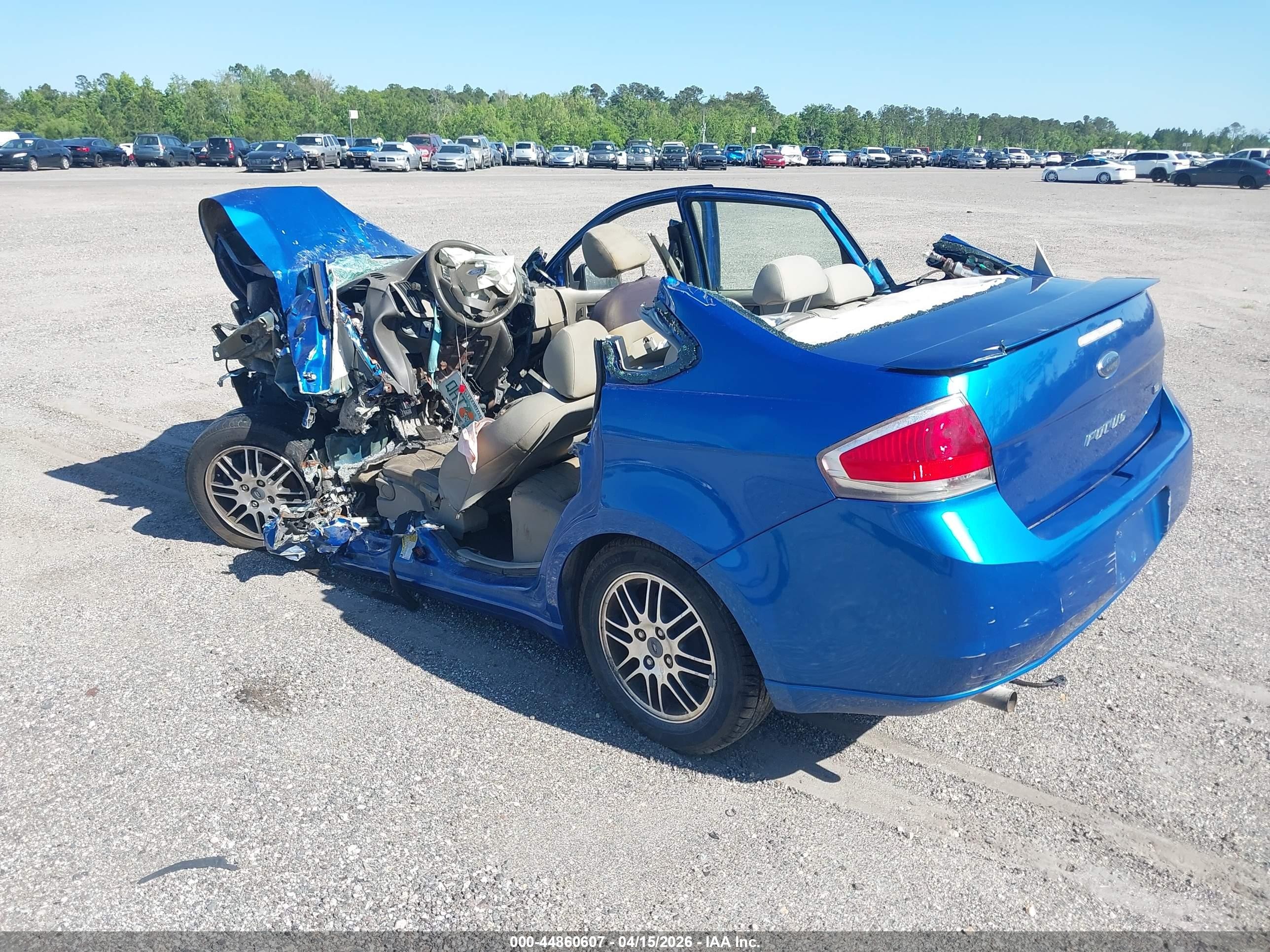 2011 Ford Focus Se Blue vin: 1FAHP3FN1BW142737
