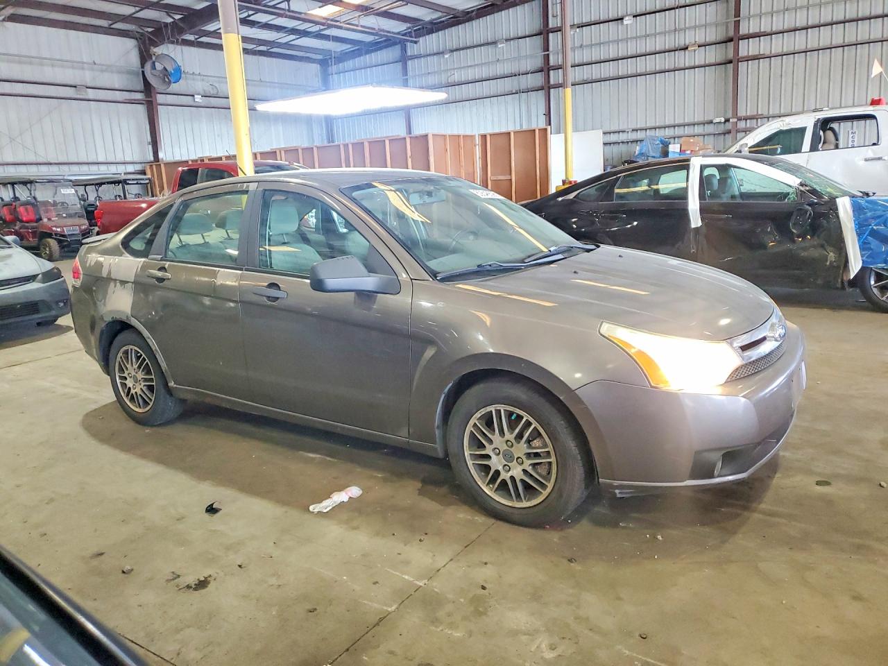 2011 Ford Focus Se Серый vin: 1FAHP3FN1BW150305