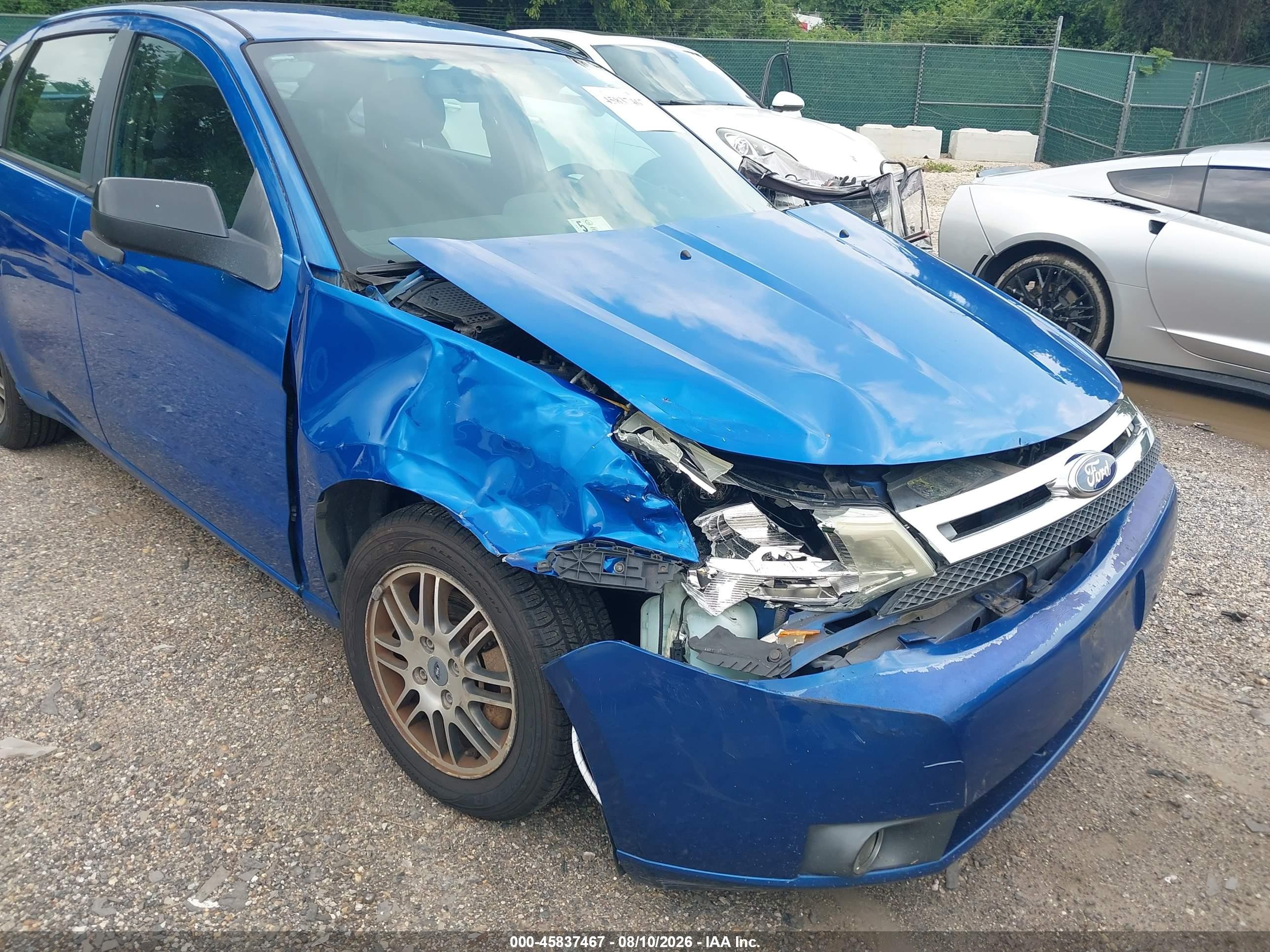 2011 Ford Focus Se Blue vin: 1FAHP3FN1BW160171
