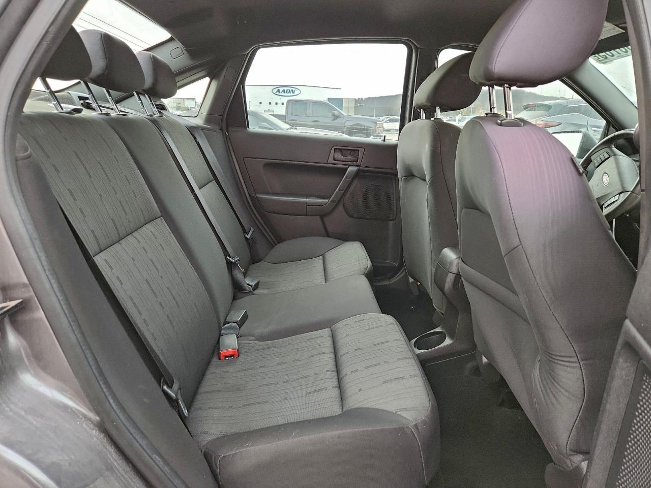 2011 Ford Focus Se Gray vin: 1FAHP3FN1BW165774