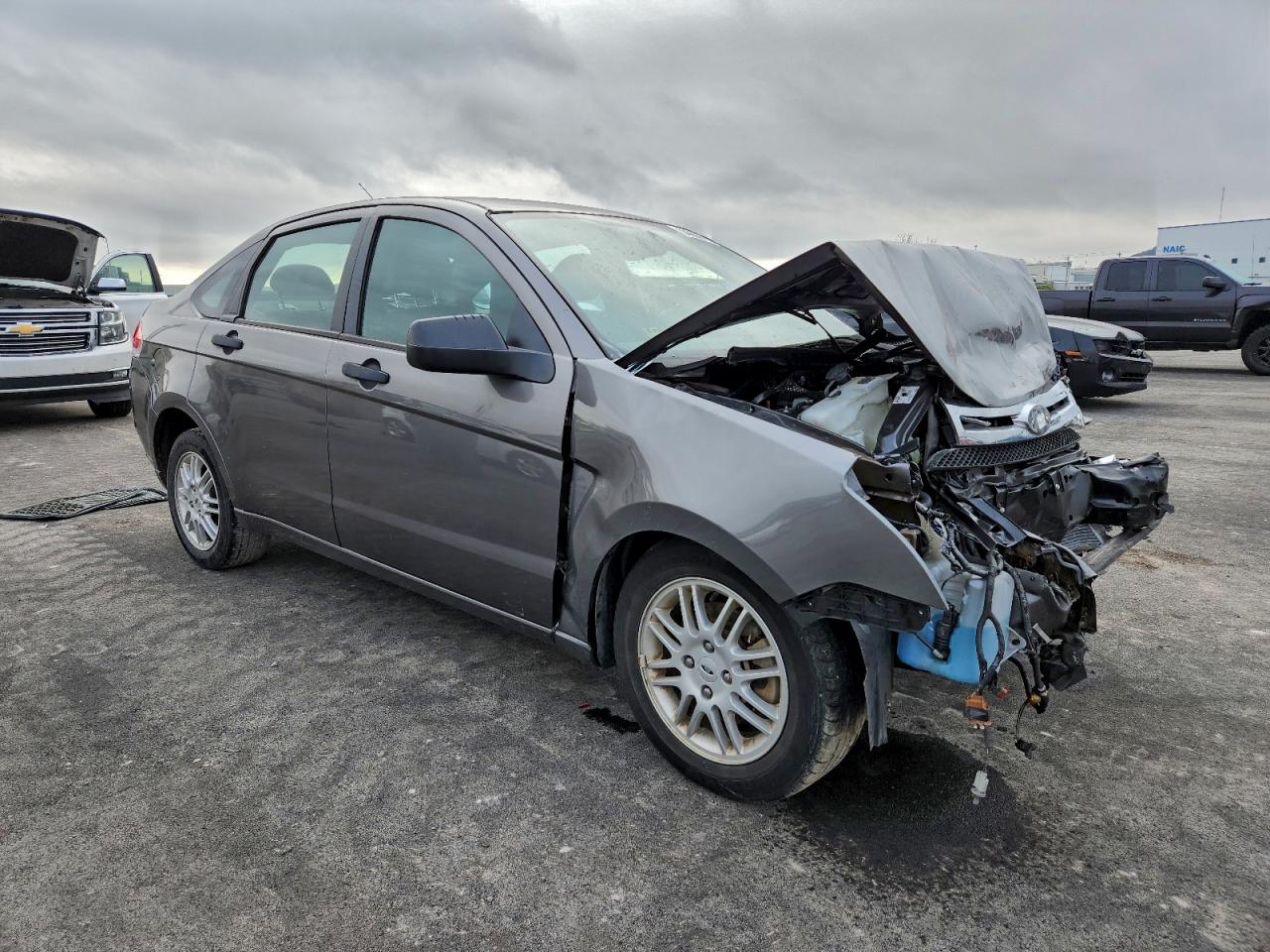 2011 Ford Focus Se Gray vin: 1FAHP3FN1BW165774