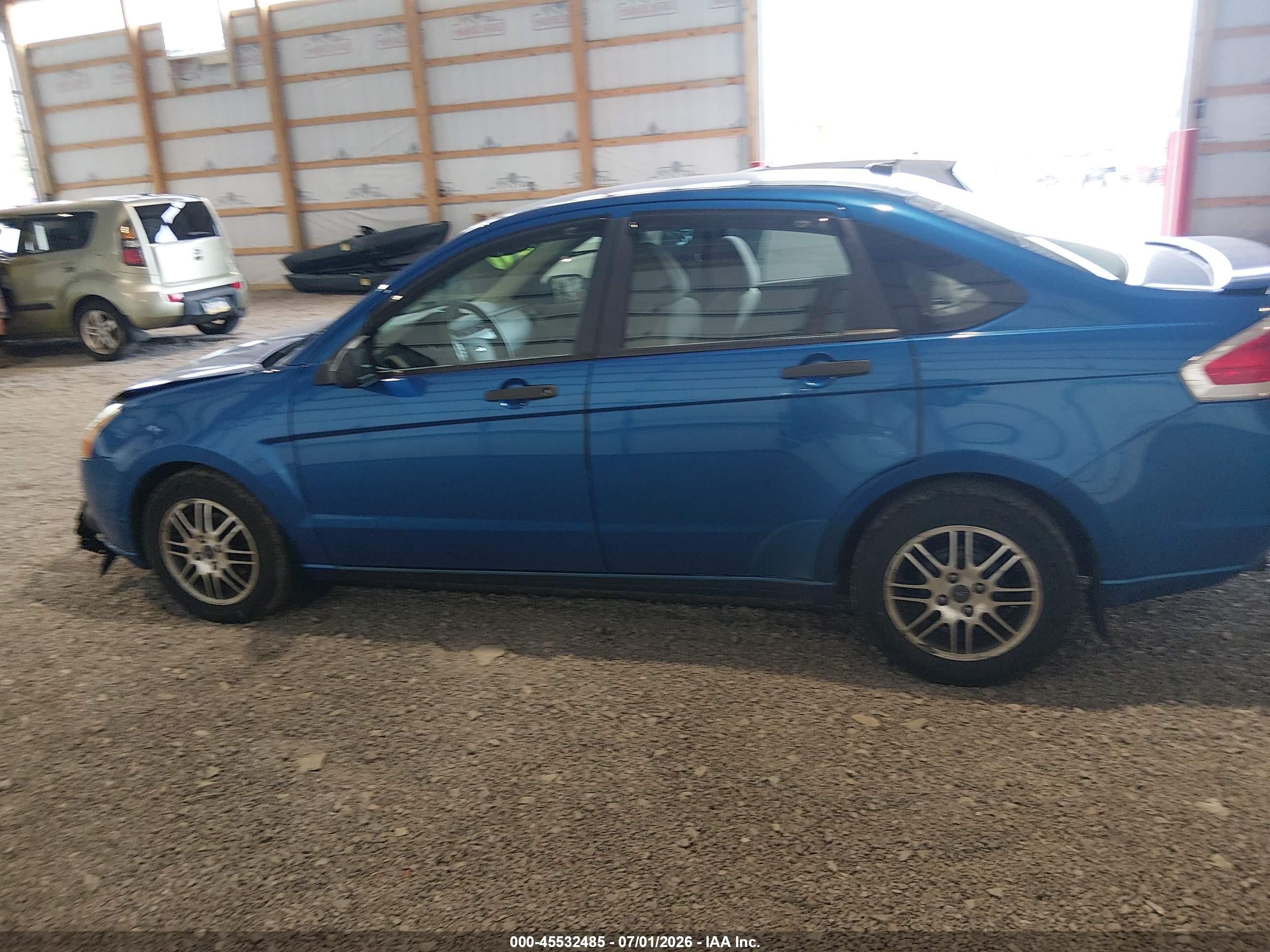 2011 Ford Focus Se Синий vin: 1FAHP3FN1BW169470