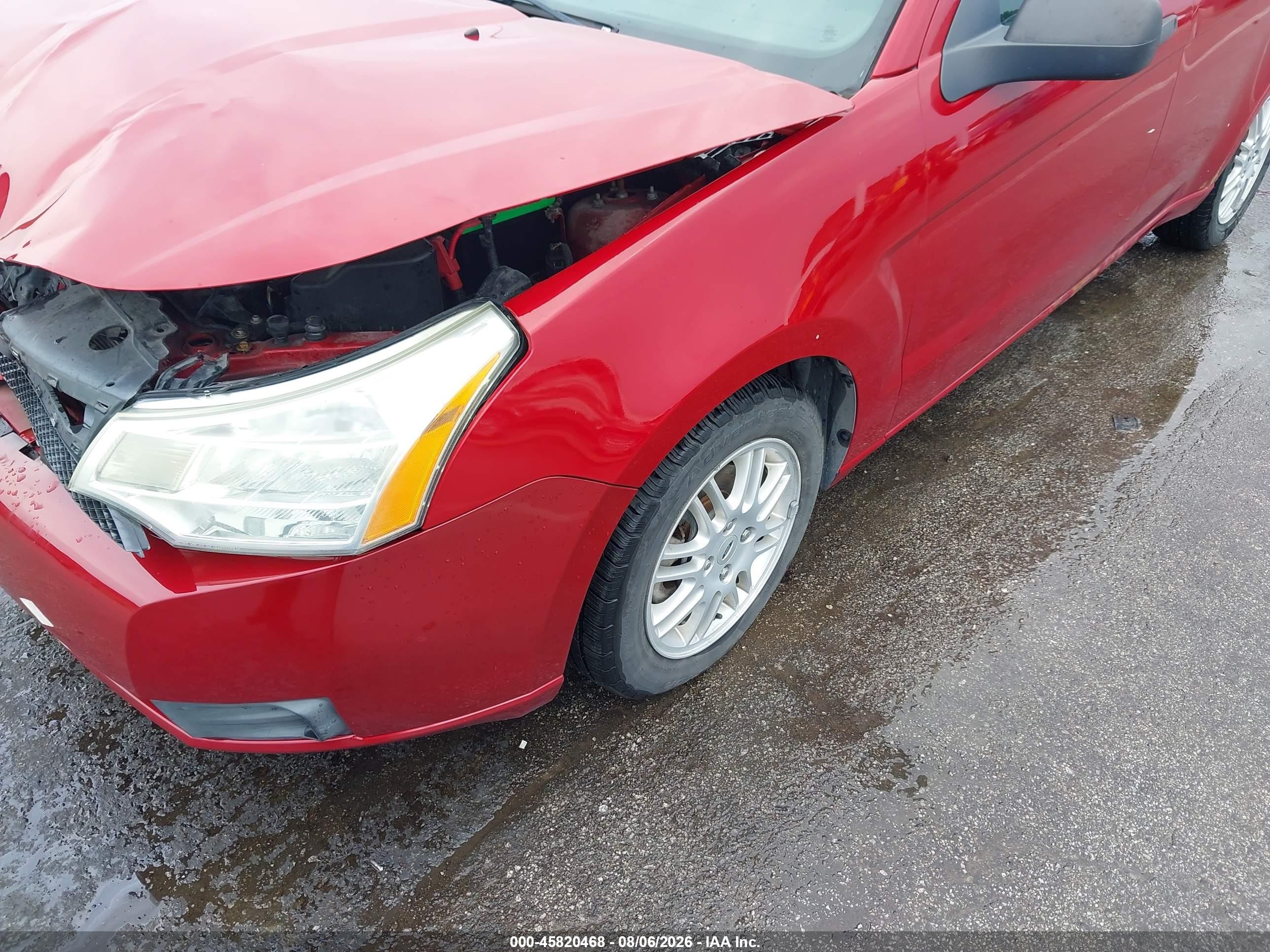 2011 Ford Focus Se Red vin: 1FAHP3FN1BW189542