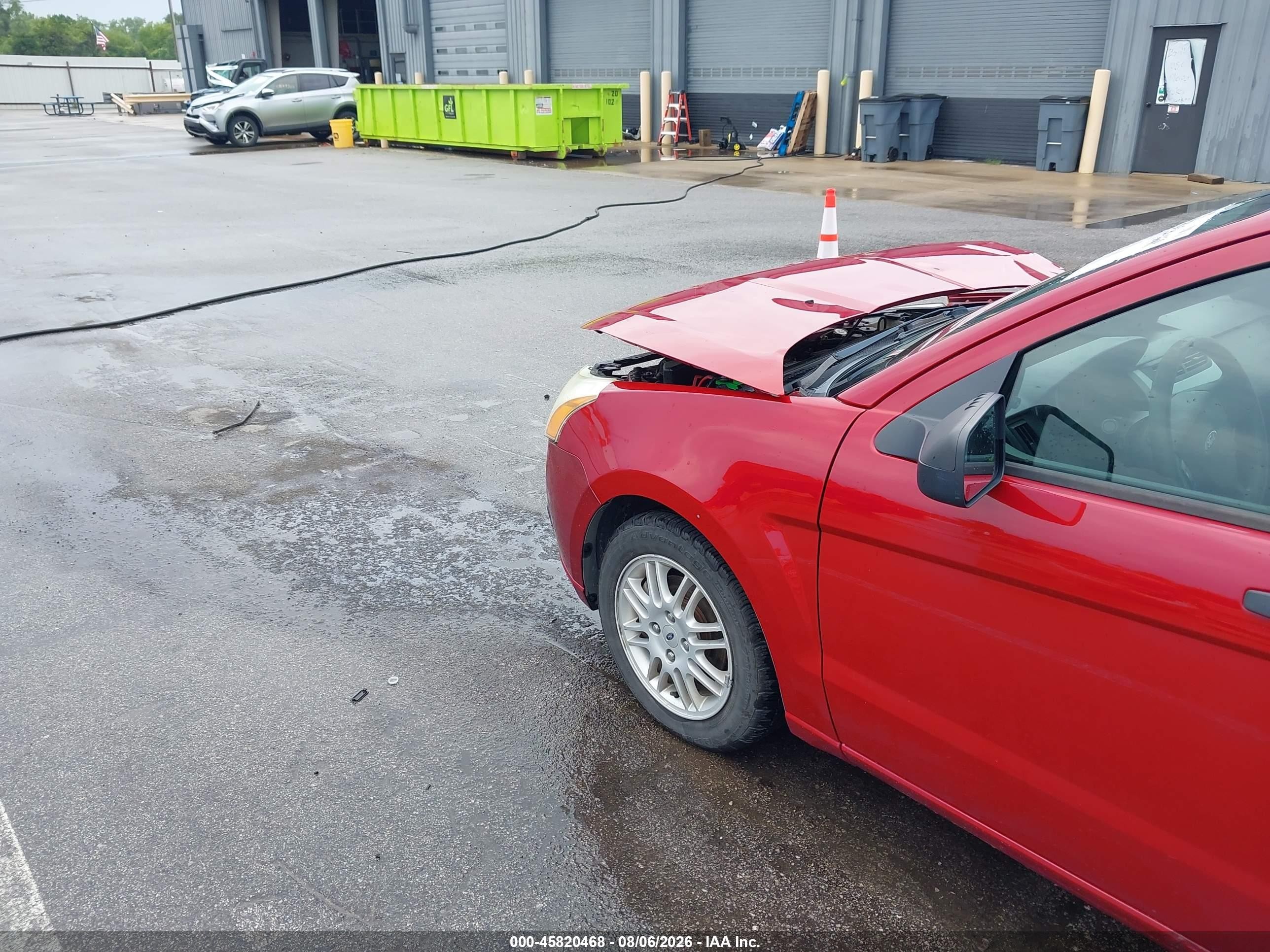 2011 Ford Focus Se Red vin: 1FAHP3FN1BW189542