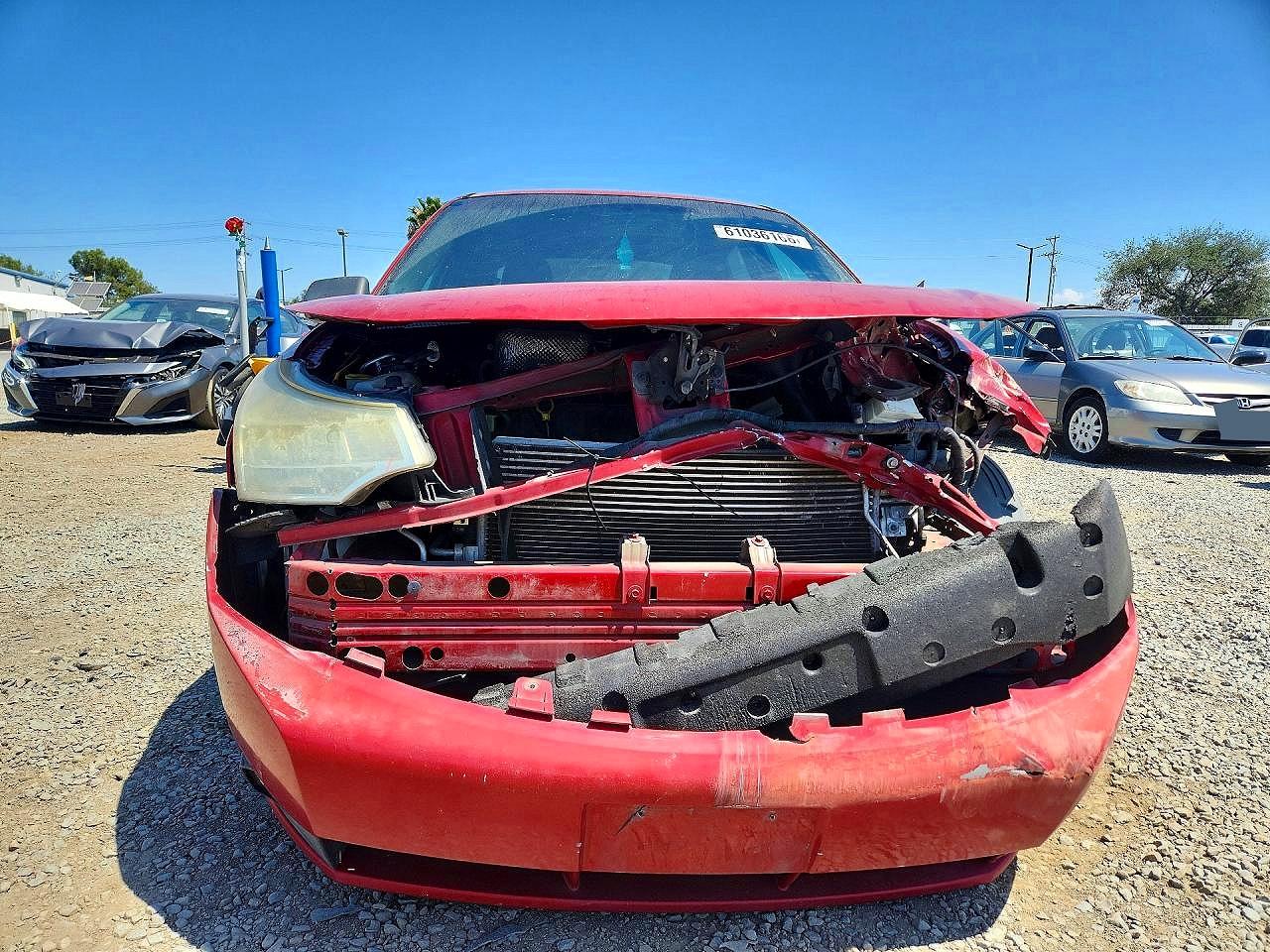2010 Ford Focus Se Red vin: 1FAHP3FN2AW114153