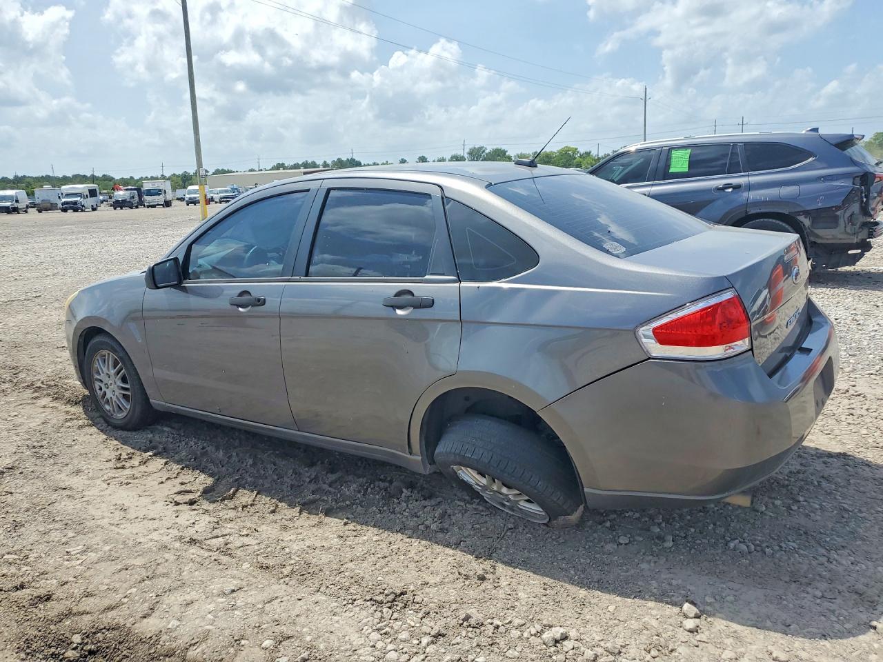 2010 Ford Focus Se Gray vin: 1FAHP3FN2AW132734