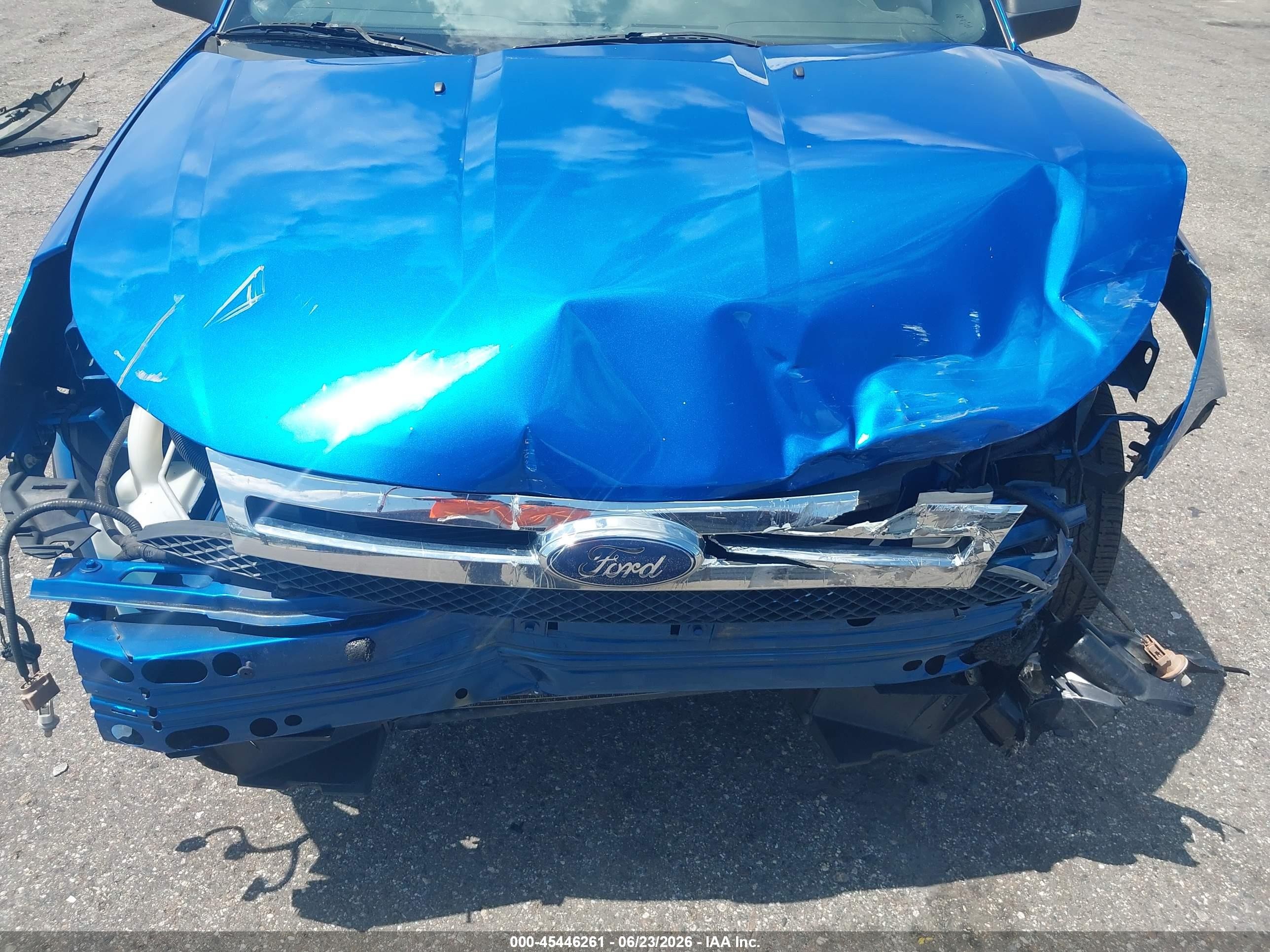 2010 Ford Focus Se Blue vin: 1FAHP3FN2AW136590