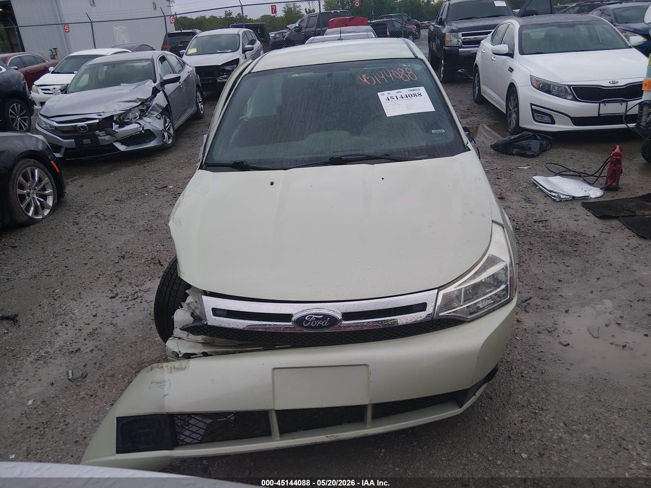 2010 Ford Focus Se Зеленый vin: 1FAHP3FN2AW187068