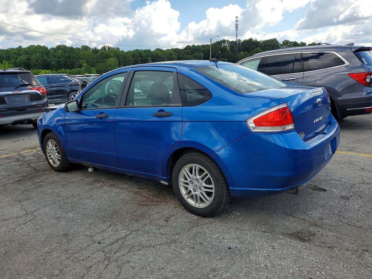2010 Ford Focus Se Blue vin: 1FAHP3FN2AW205326