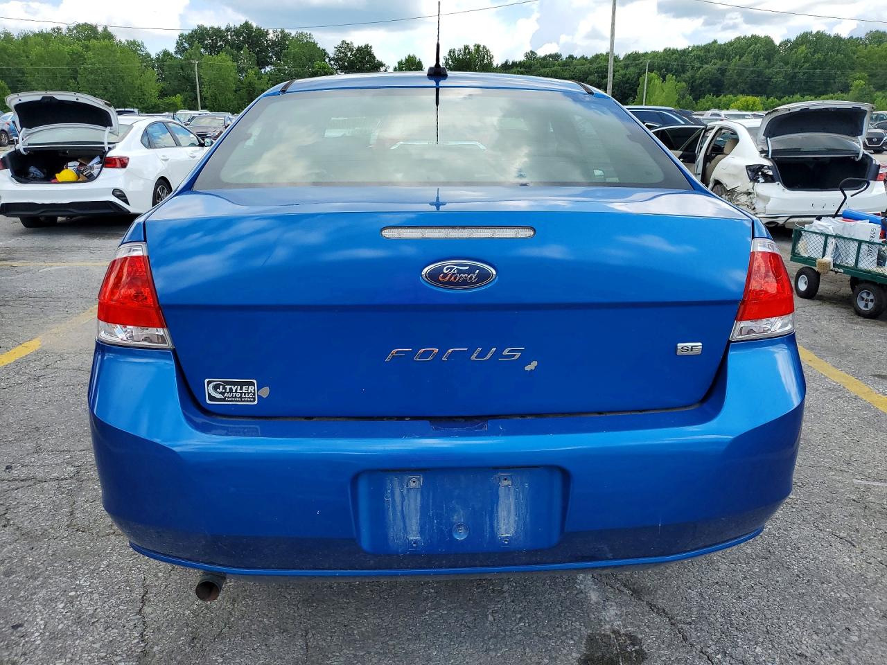 2010 Ford Focus Se Blue vin: 1FAHP3FN2AW205326