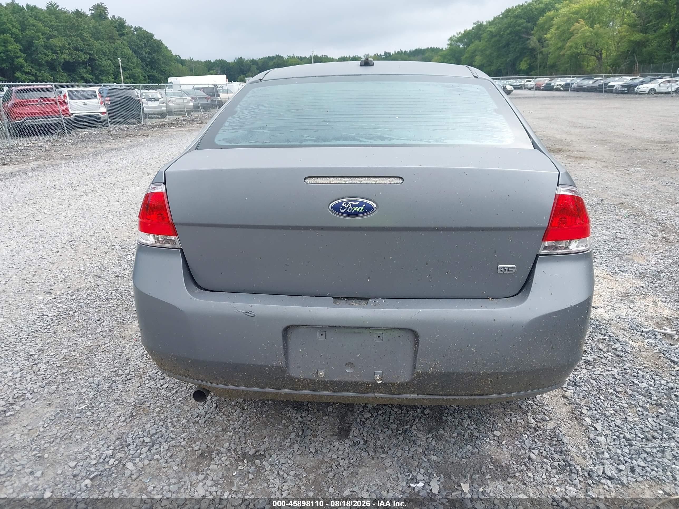 2010 Ford Focus Se Серый vin: 1FAHP3FN2AW210106