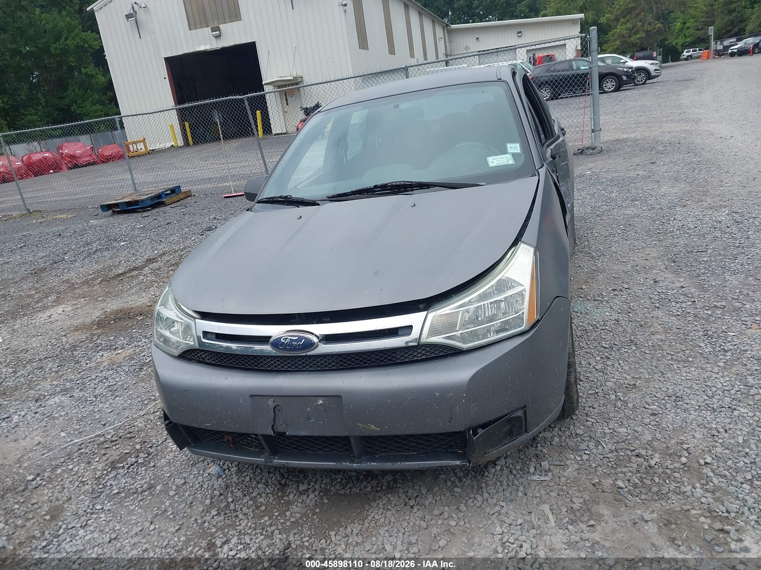 2010 Ford Focus Se Серый vin: 1FAHP3FN2AW210106