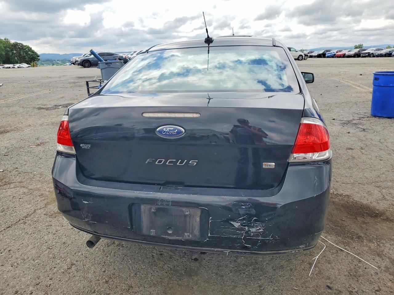 2010 Ford Focus Se Black vin: 1FAHP3FN2AW219680