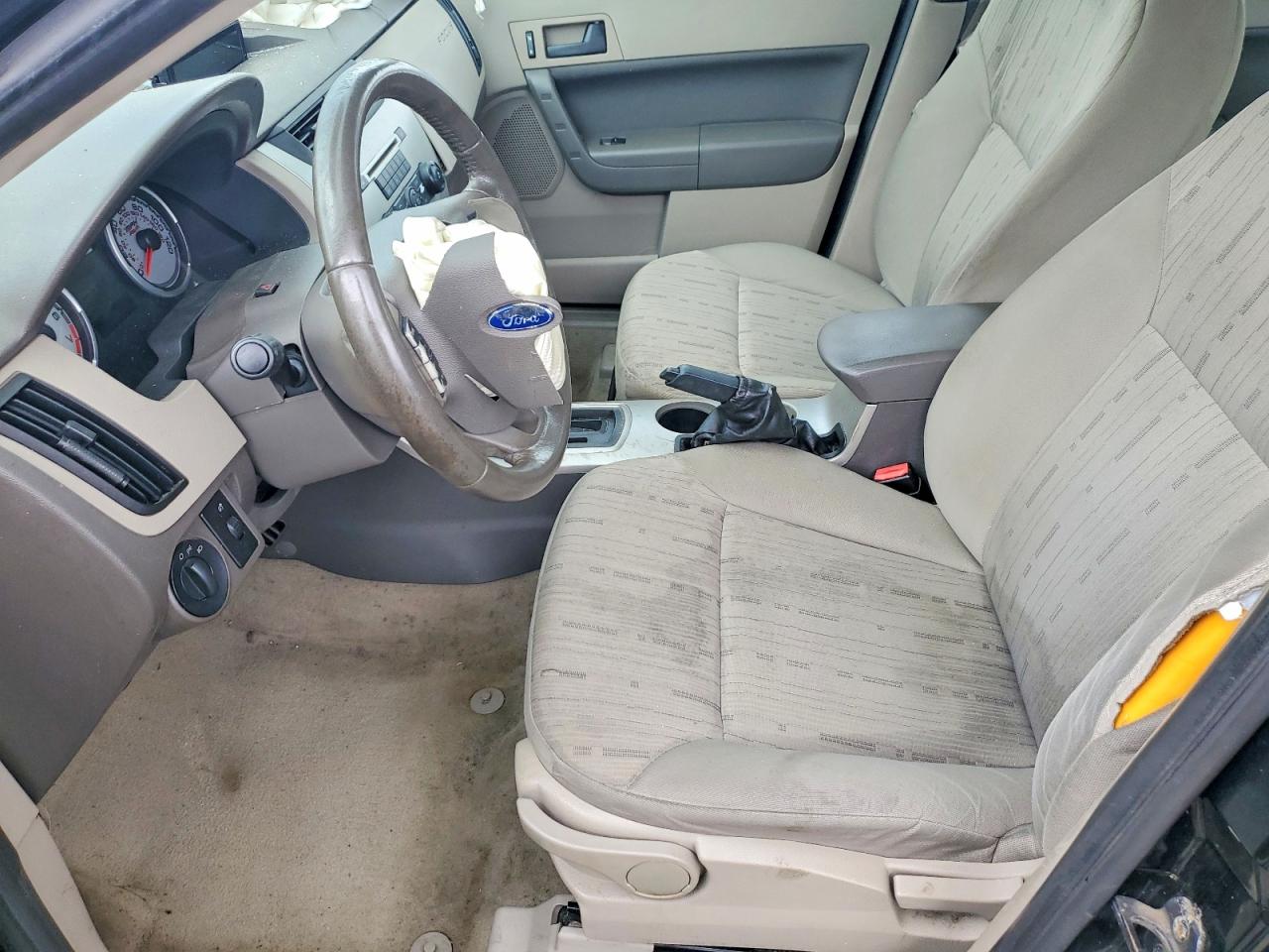 2010 Ford Focus Se Black vin: 1FAHP3FN2AW219680