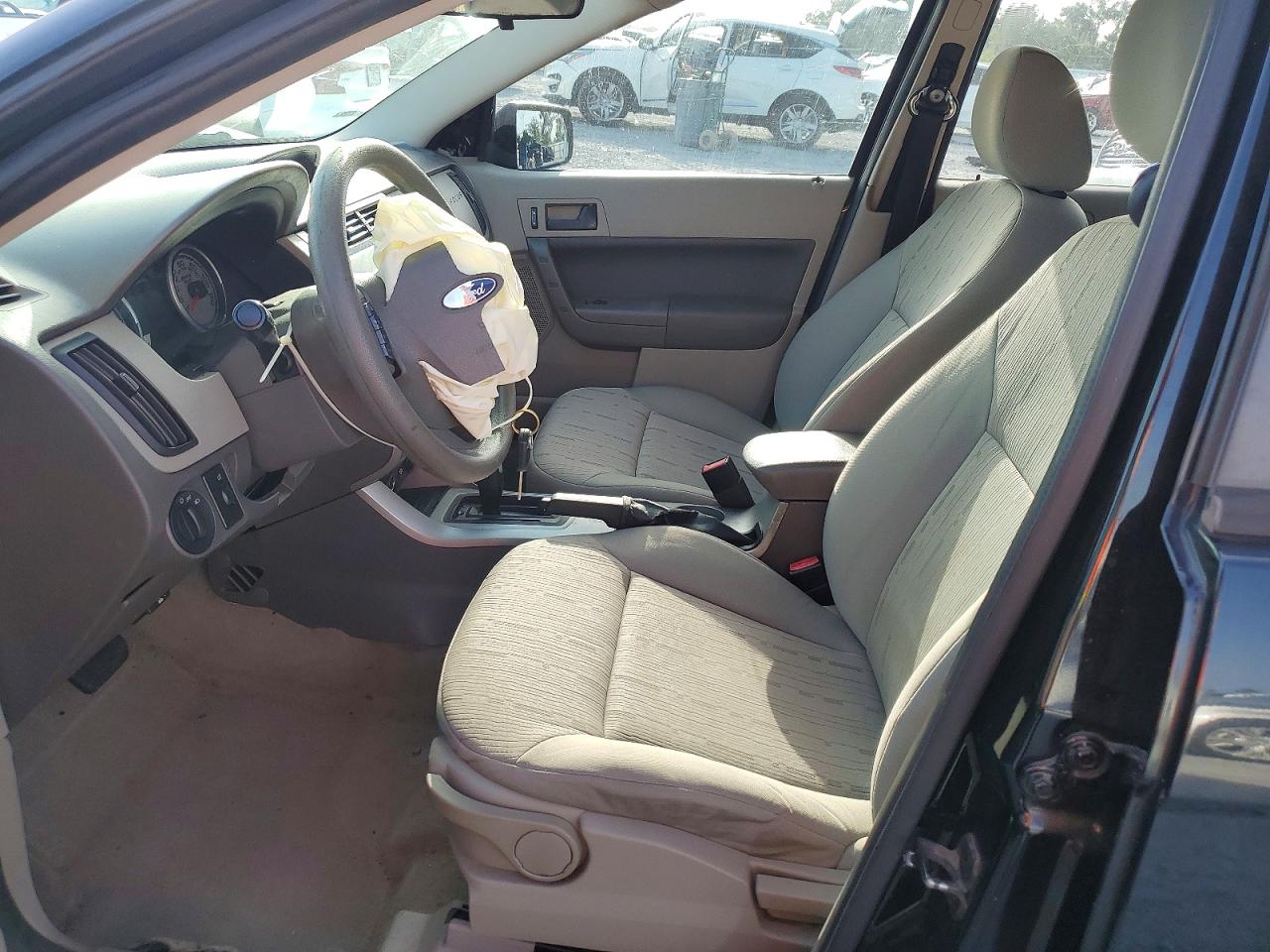 2010 Ford Focus Se Black vin: 1FAHP3FN2AW276865