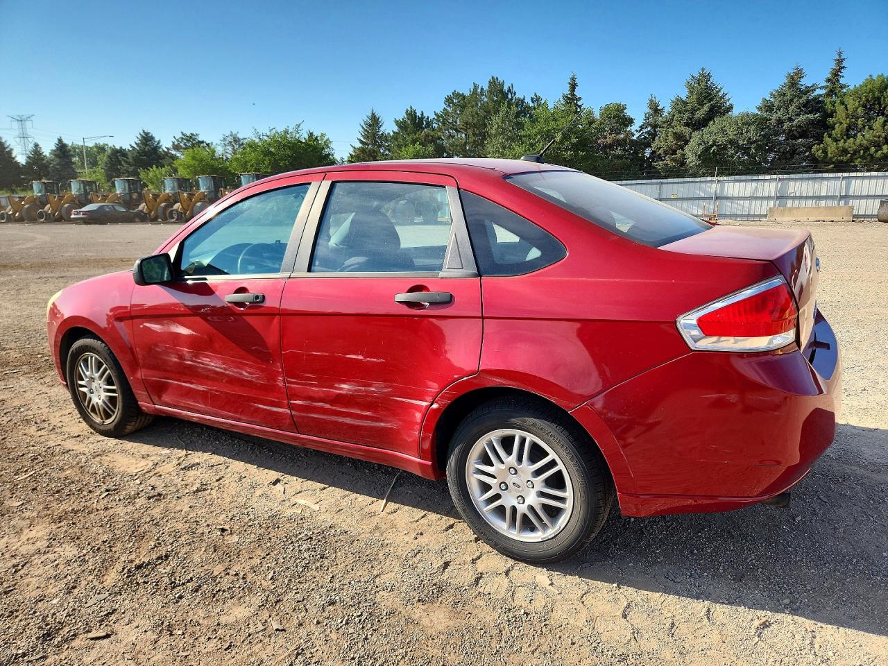 2010 Ford Focus Se Maroon vin: 1FAHP3FN2AW277255
