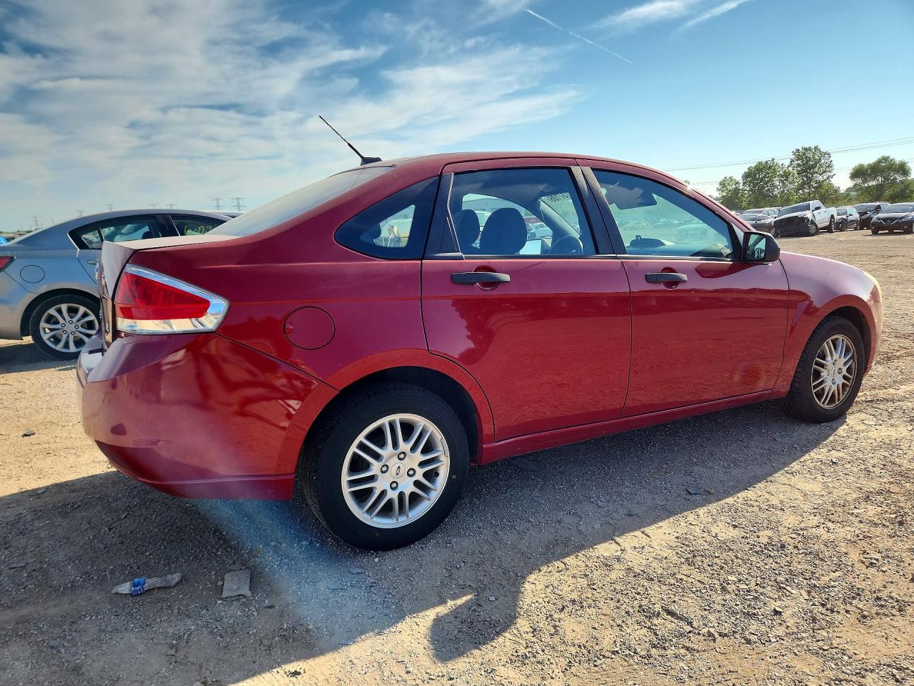 2010 Ford Focus Se Maroon vin: 1FAHP3FN2AW277255