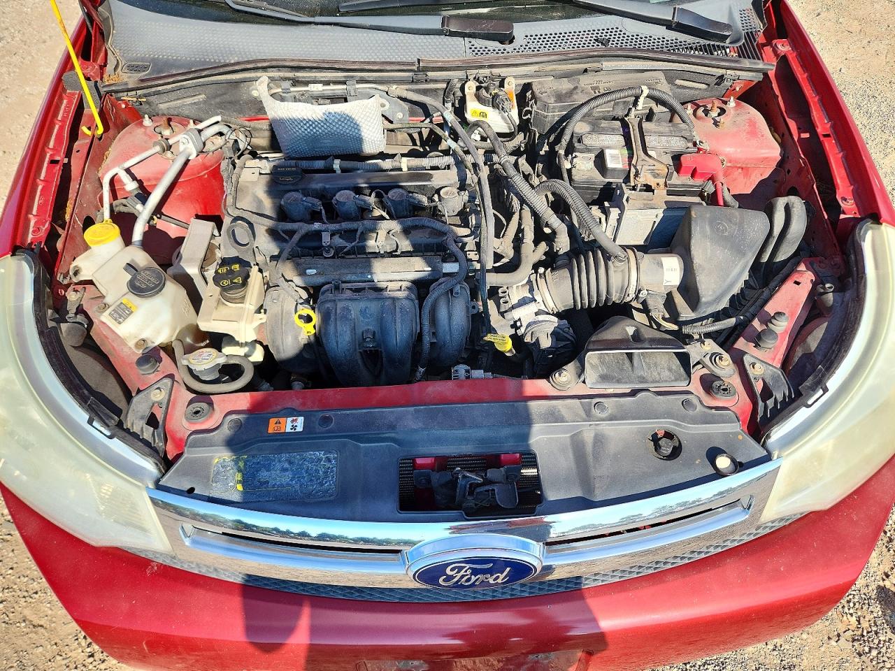 2010 Ford Focus Se Maroon vin: 1FAHP3FN2AW277255