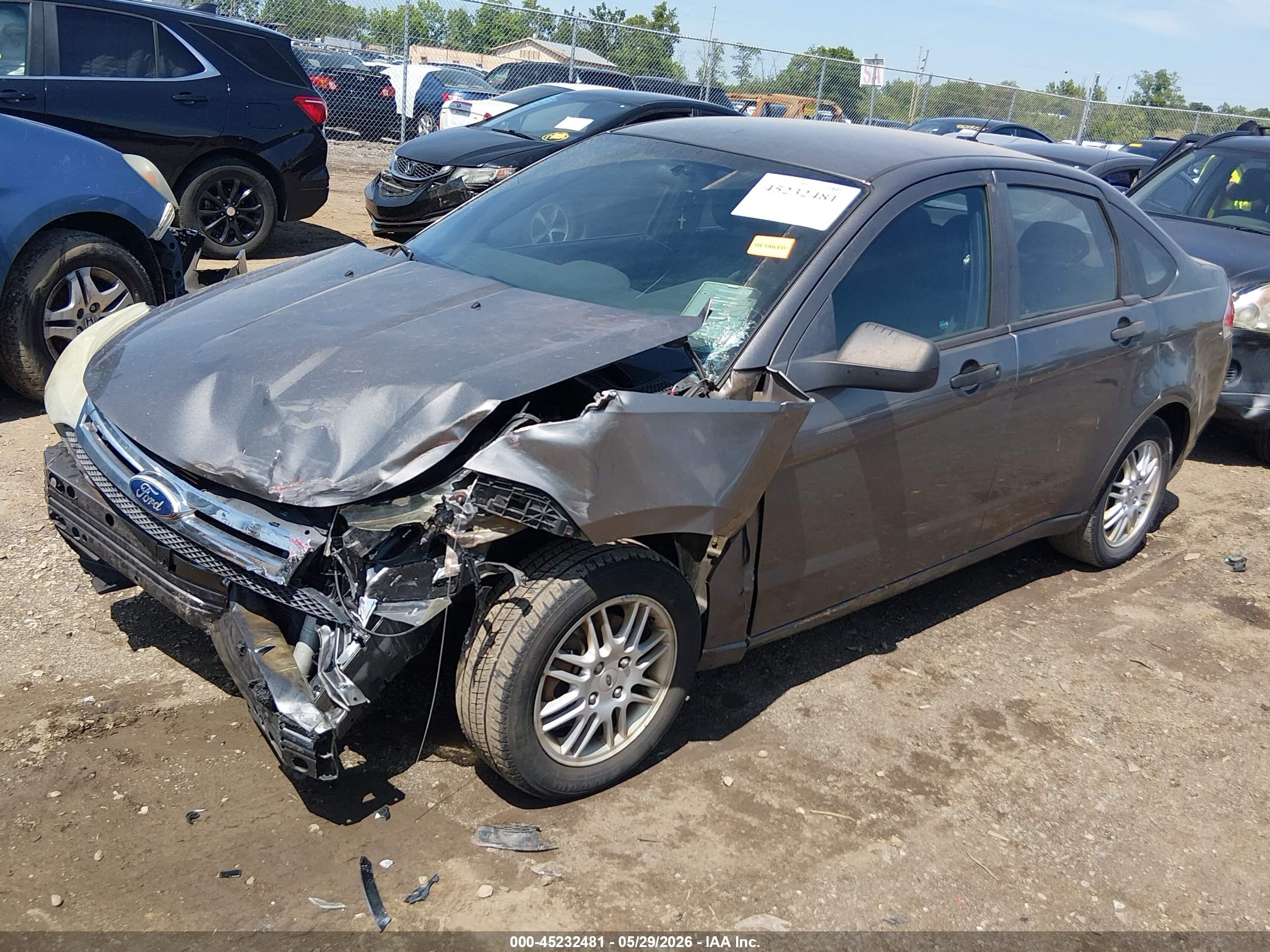 2010 Ford Focus Se Gray vin: 1FAHP3FN2AW278843