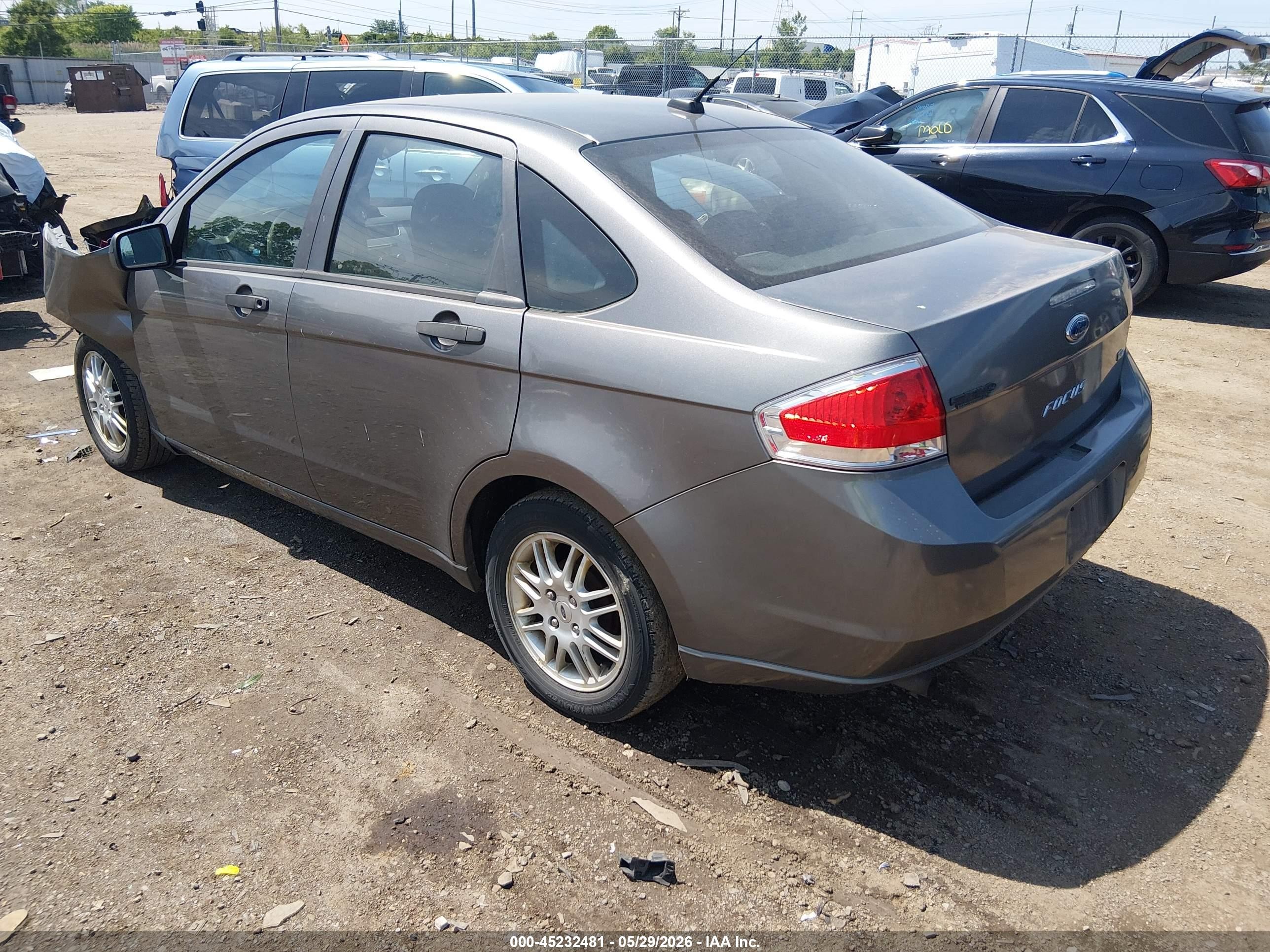 2010 Ford Focus Se Gray vin: 1FAHP3FN2AW278843
