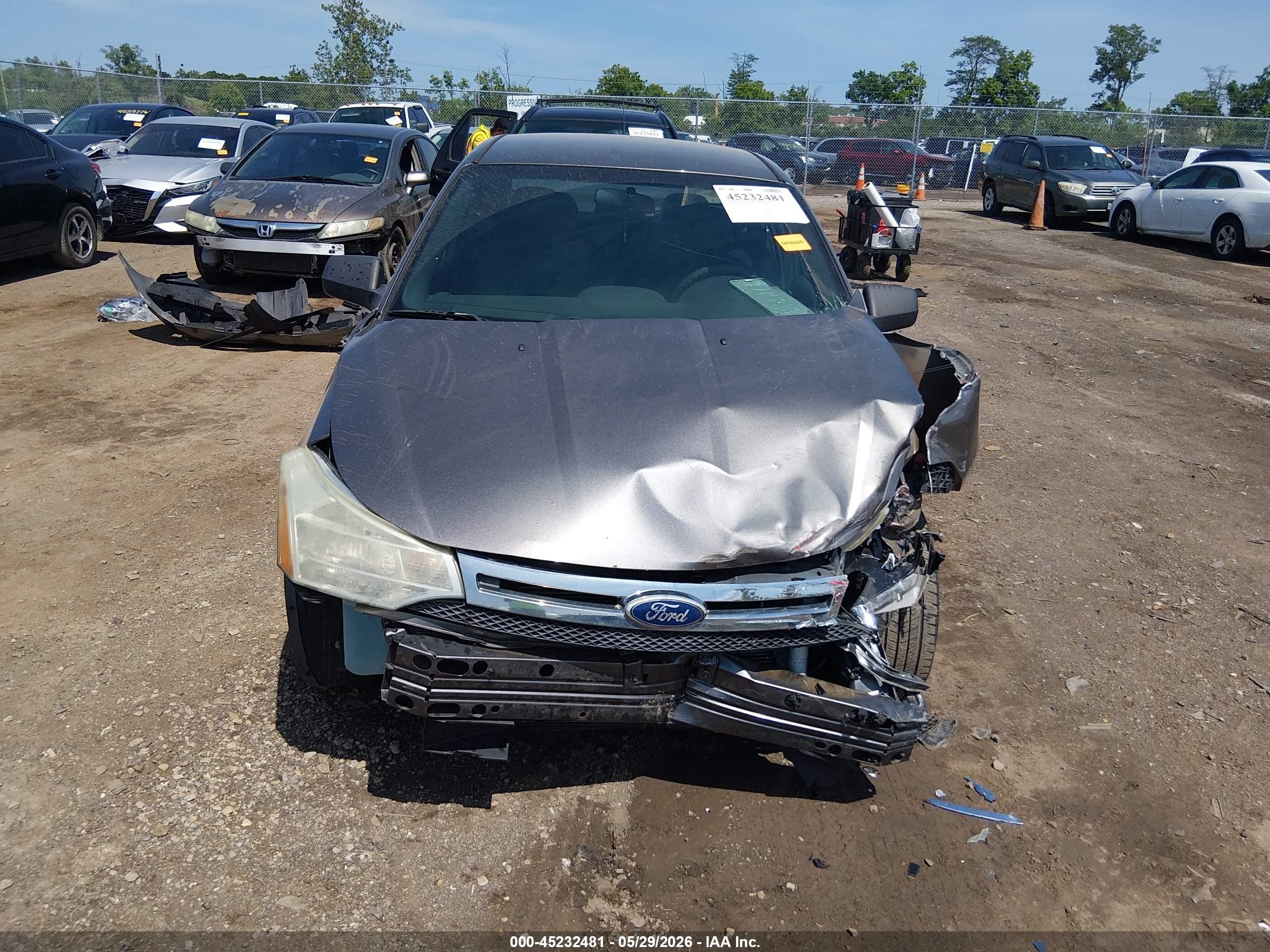 2010 Ford Focus Se Gray vin: 1FAHP3FN2AW278843