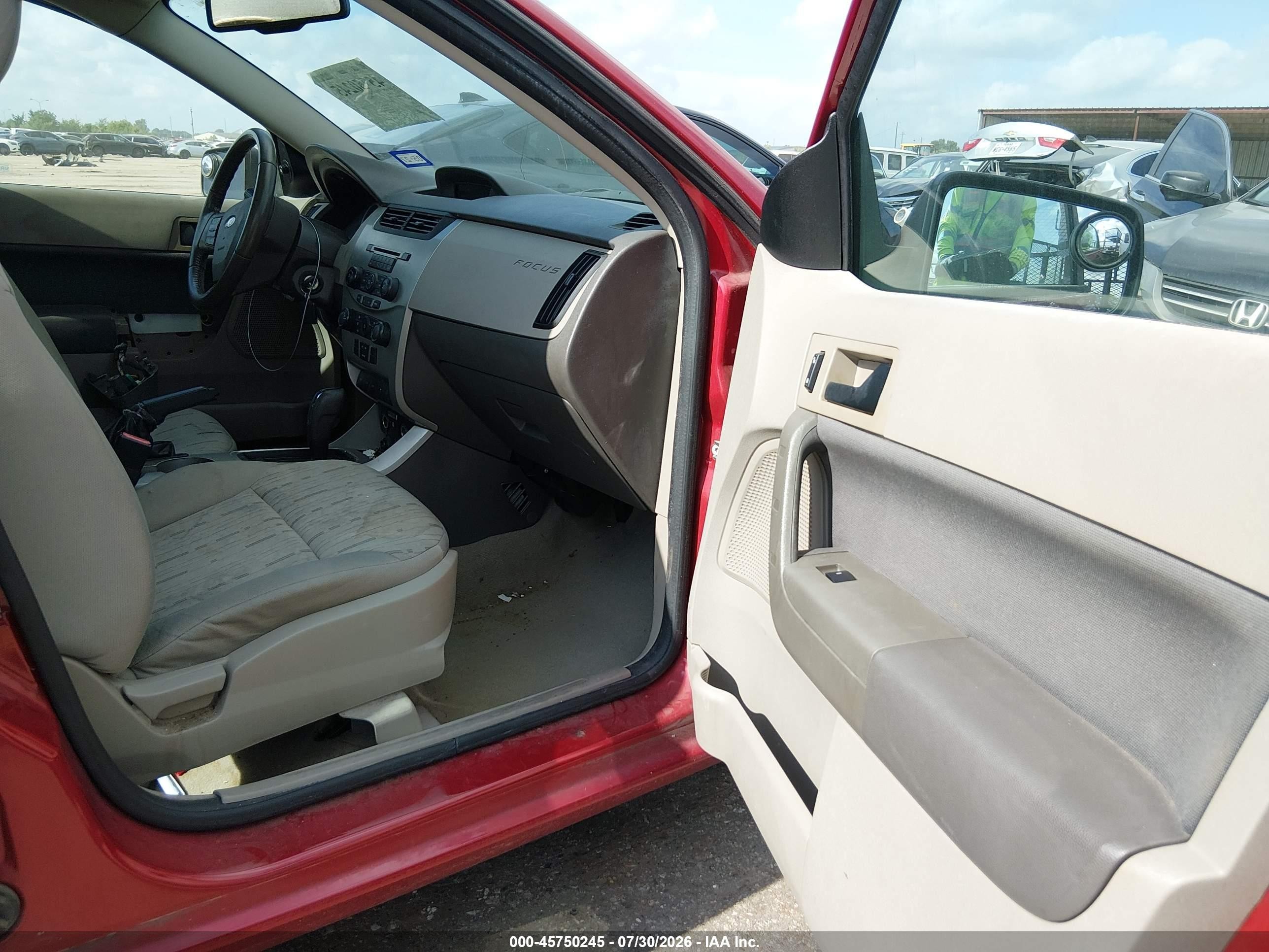 2010 Ford Focus Se Red vin: 1FAHP3FN2AW279460