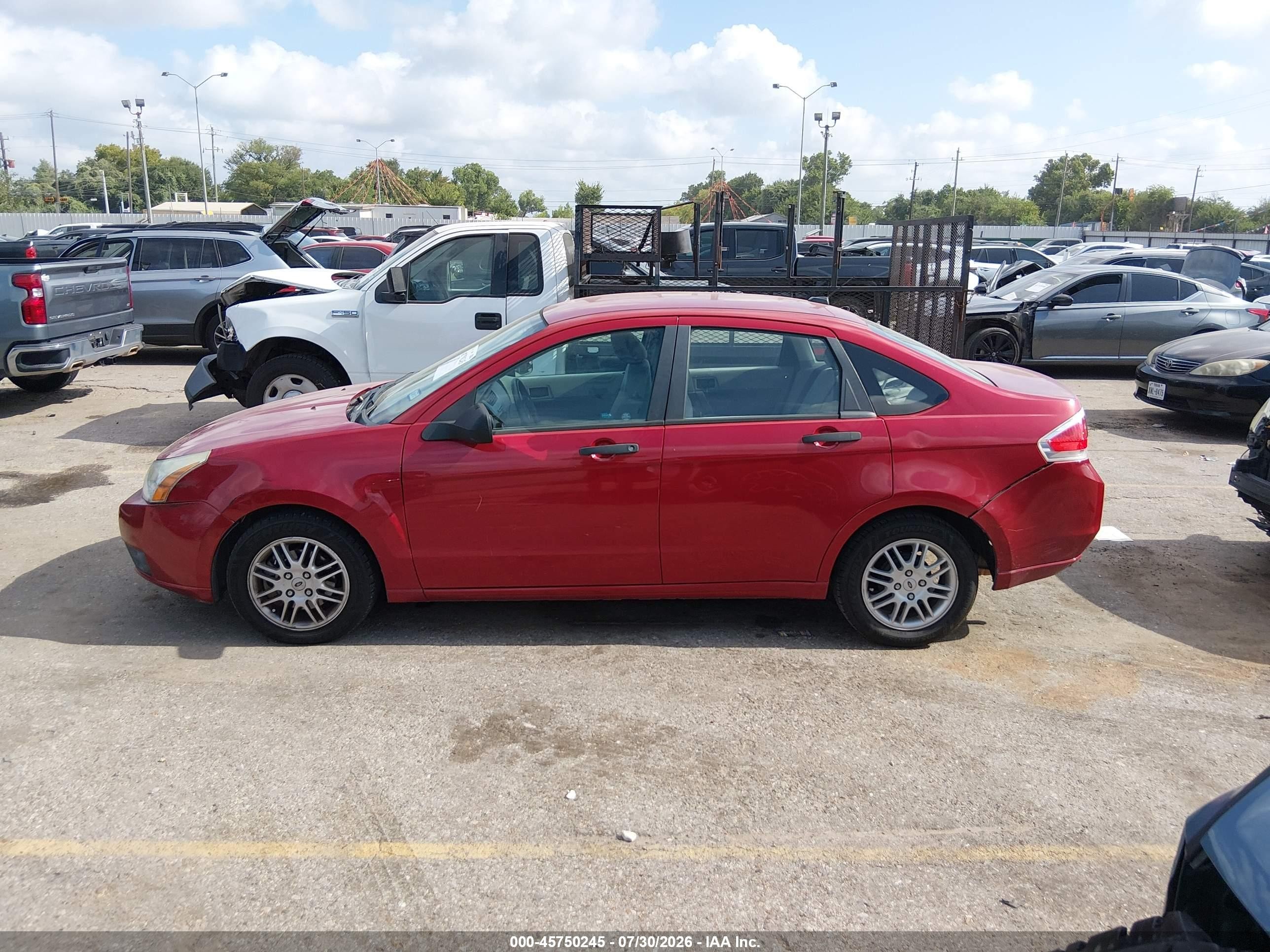 2010 Ford Focus Se Red vin: 1FAHP3FN2AW279460