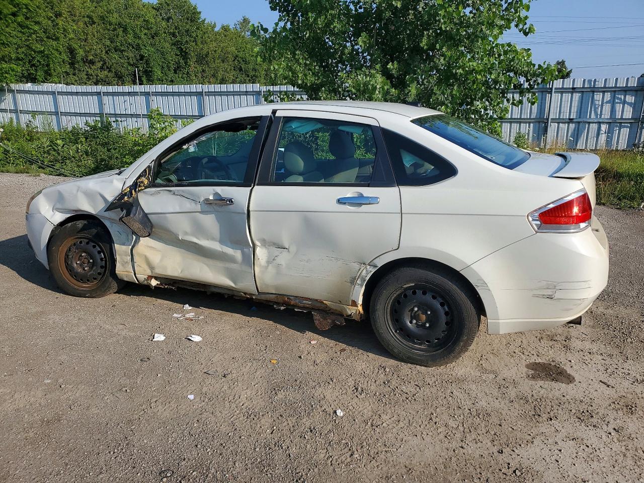 2010 Ford Focus Se White vin: 1FAHP3FN2AW284156