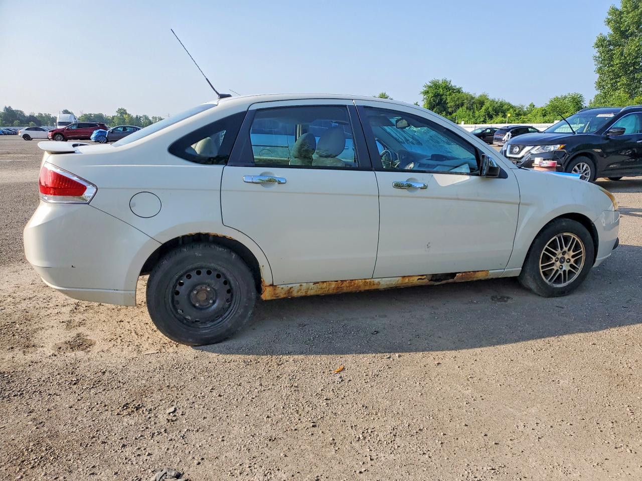 2010 Ford Focus Se White vin: 1FAHP3FN2AW284156