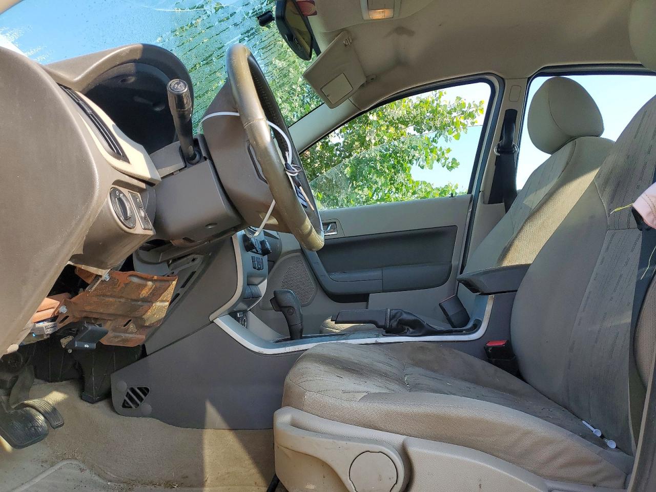 2010 Ford Focus Se White vin: 1FAHP3FN2AW284156