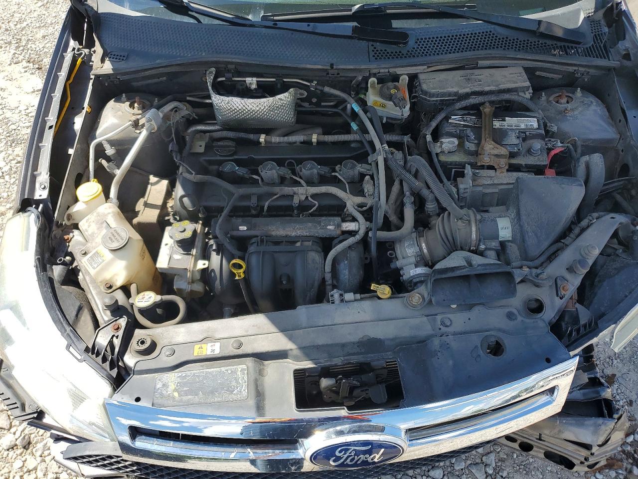 2011 Ford Focus Se Silver vin: 1FAHP3FN2BW105986