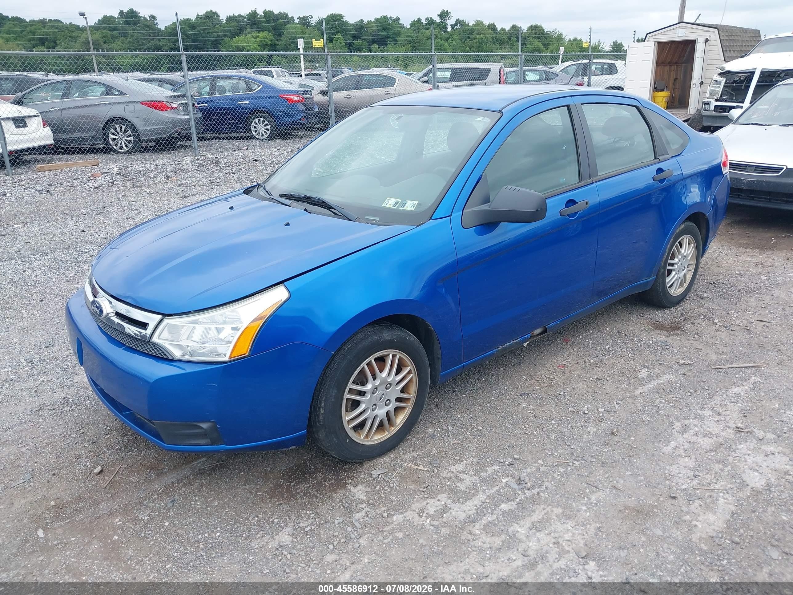 2011 Ford Focus Se Blue vin: 1FAHP3FN2BW114235