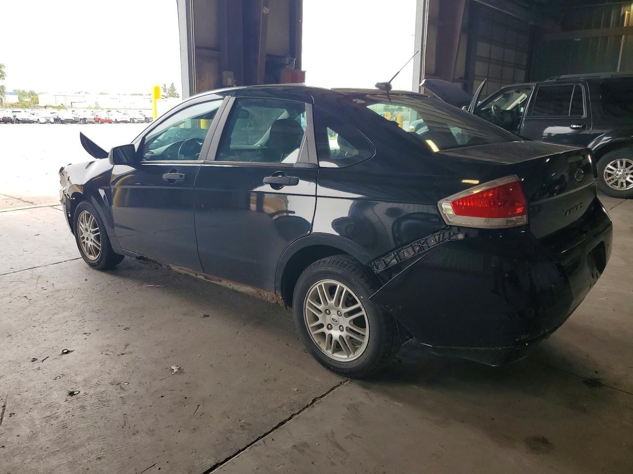 2011 Ford Focus Se Black vin: 1FAHP3FN2BW117426