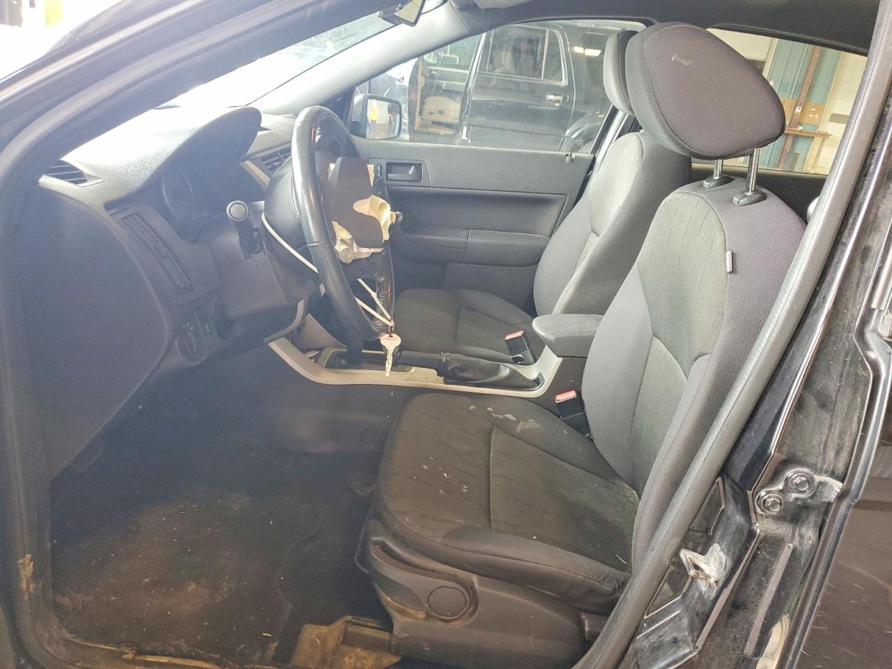 2011 Ford Focus Se Black vin: 1FAHP3FN2BW117426
