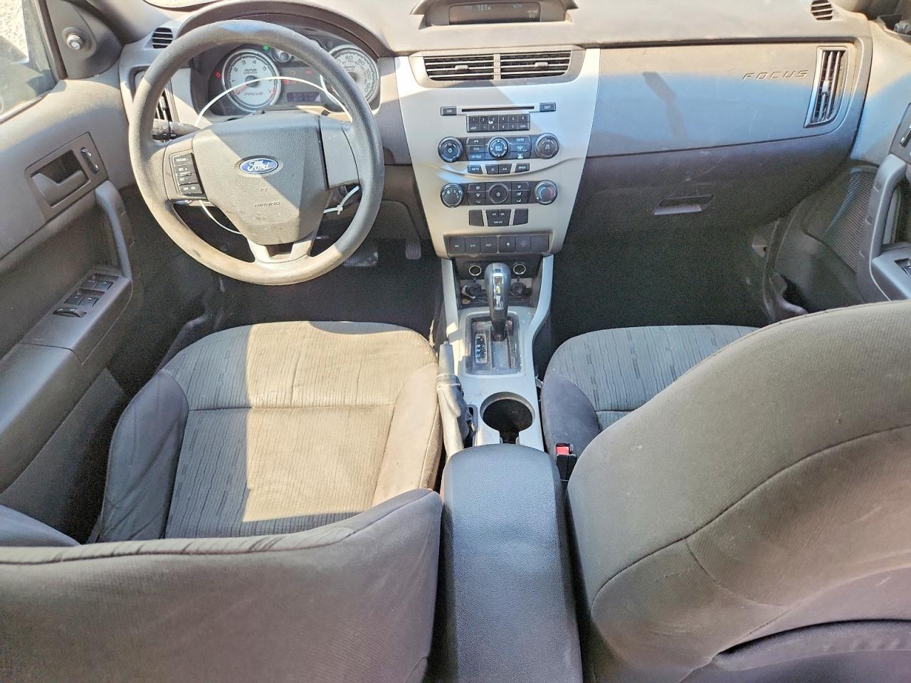2011 Ford Focus Se Gray vin: 1FAHP3FN2BW119323