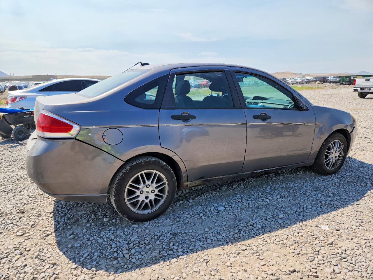 2011 Ford Focus Se Gray vin: 1FAHP3FN2BW119323