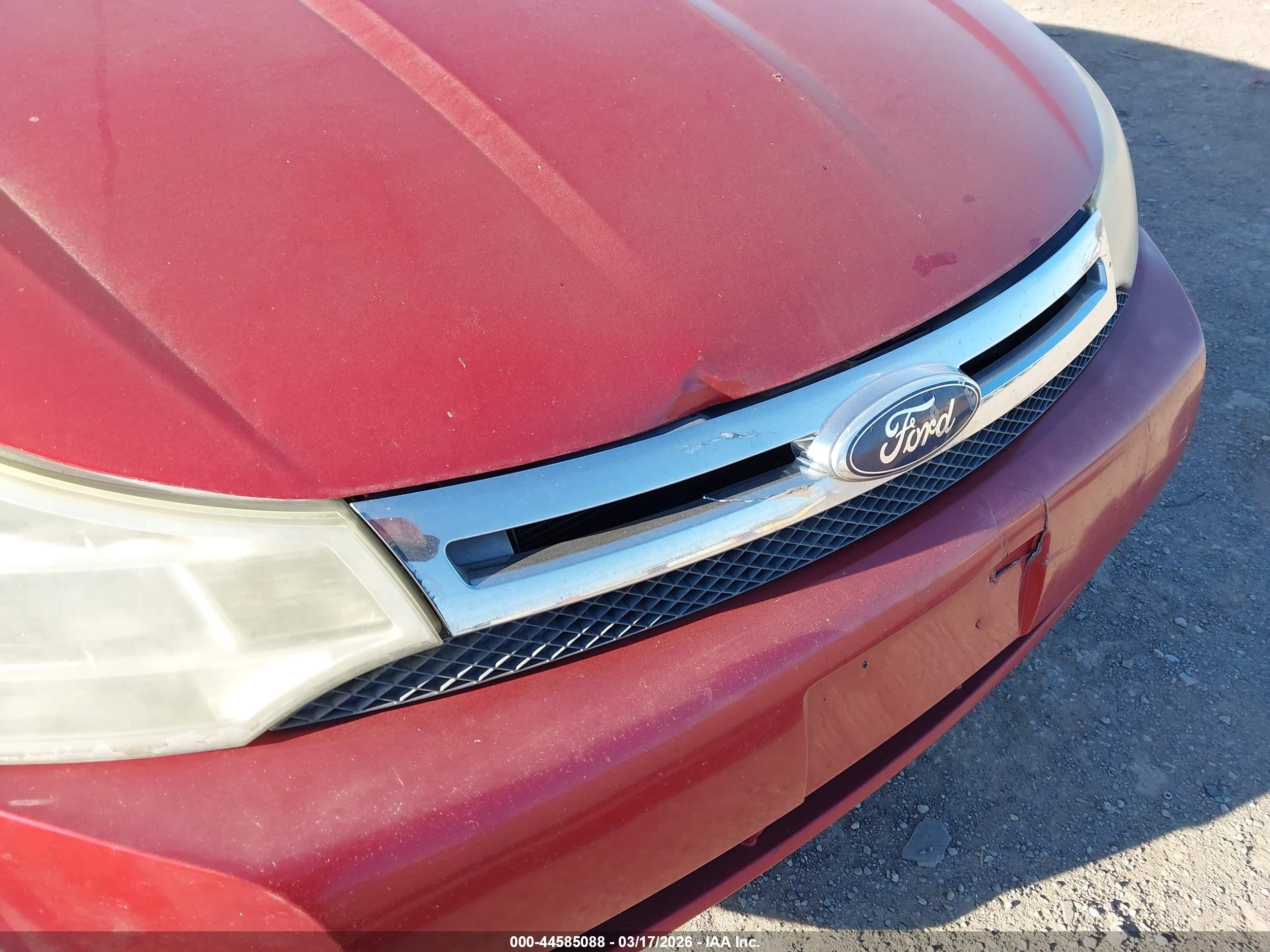 2011 Ford Focus Se Red vin: 1FAHP3FN2BW122514