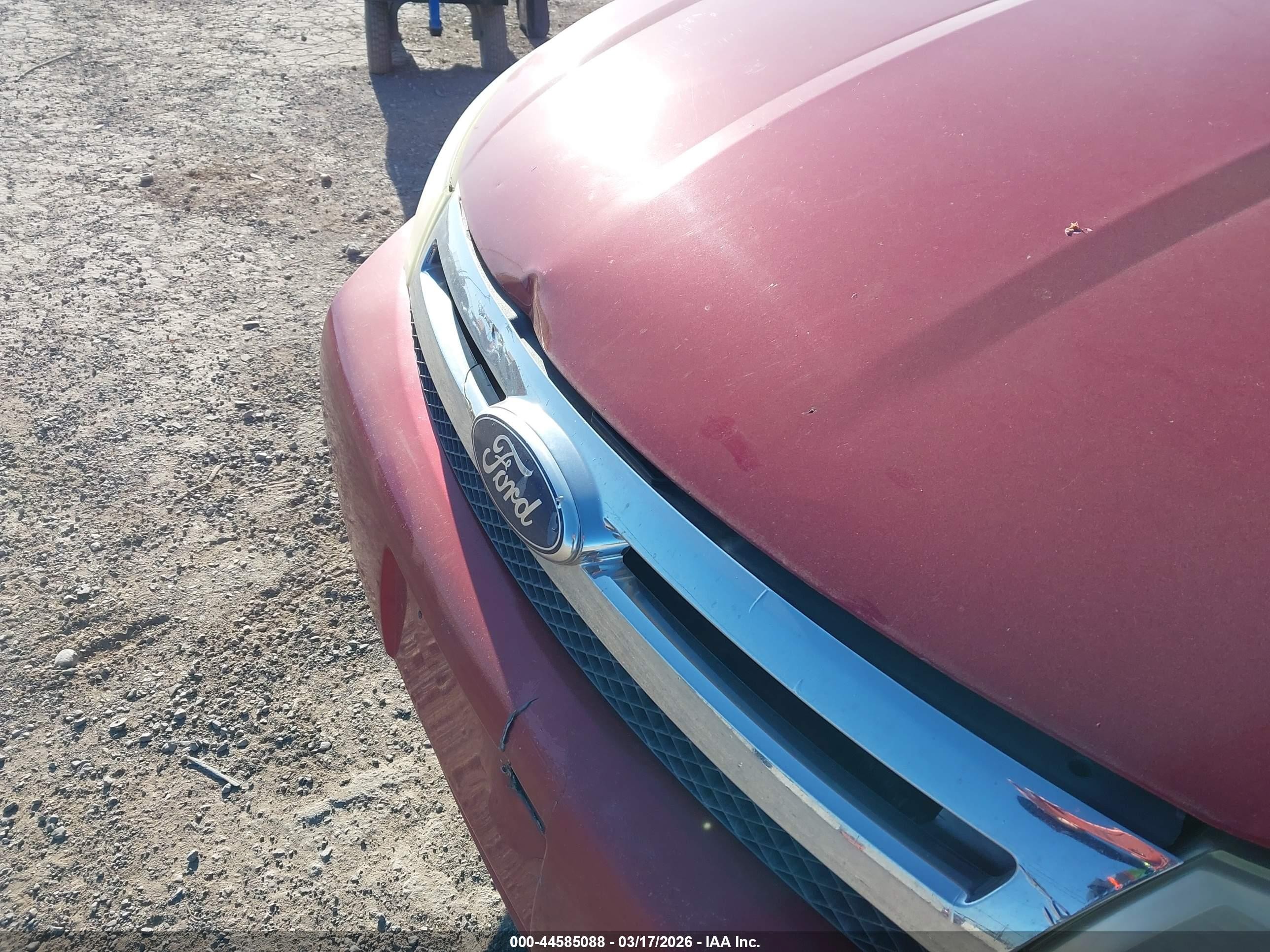2011 Ford Focus Se Red vin: 1FAHP3FN2BW122514