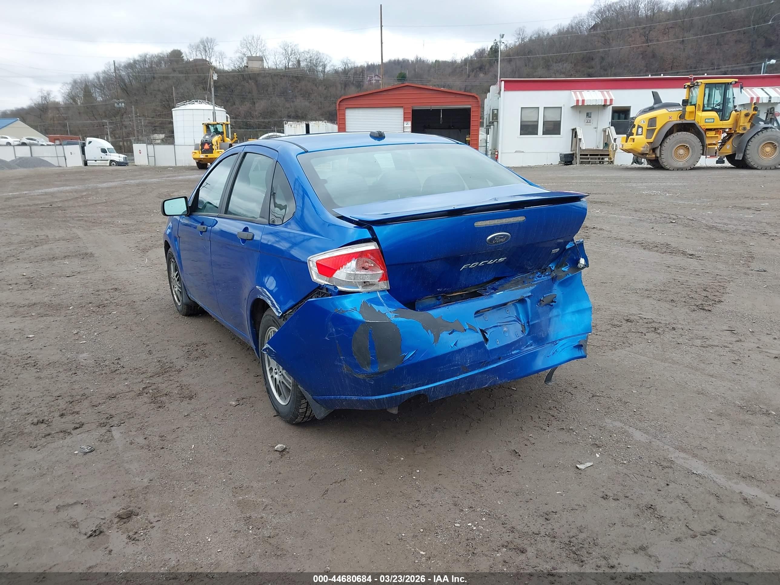 2011 Ford Focus Se Blue vin: 1FAHP3FN2BW144643