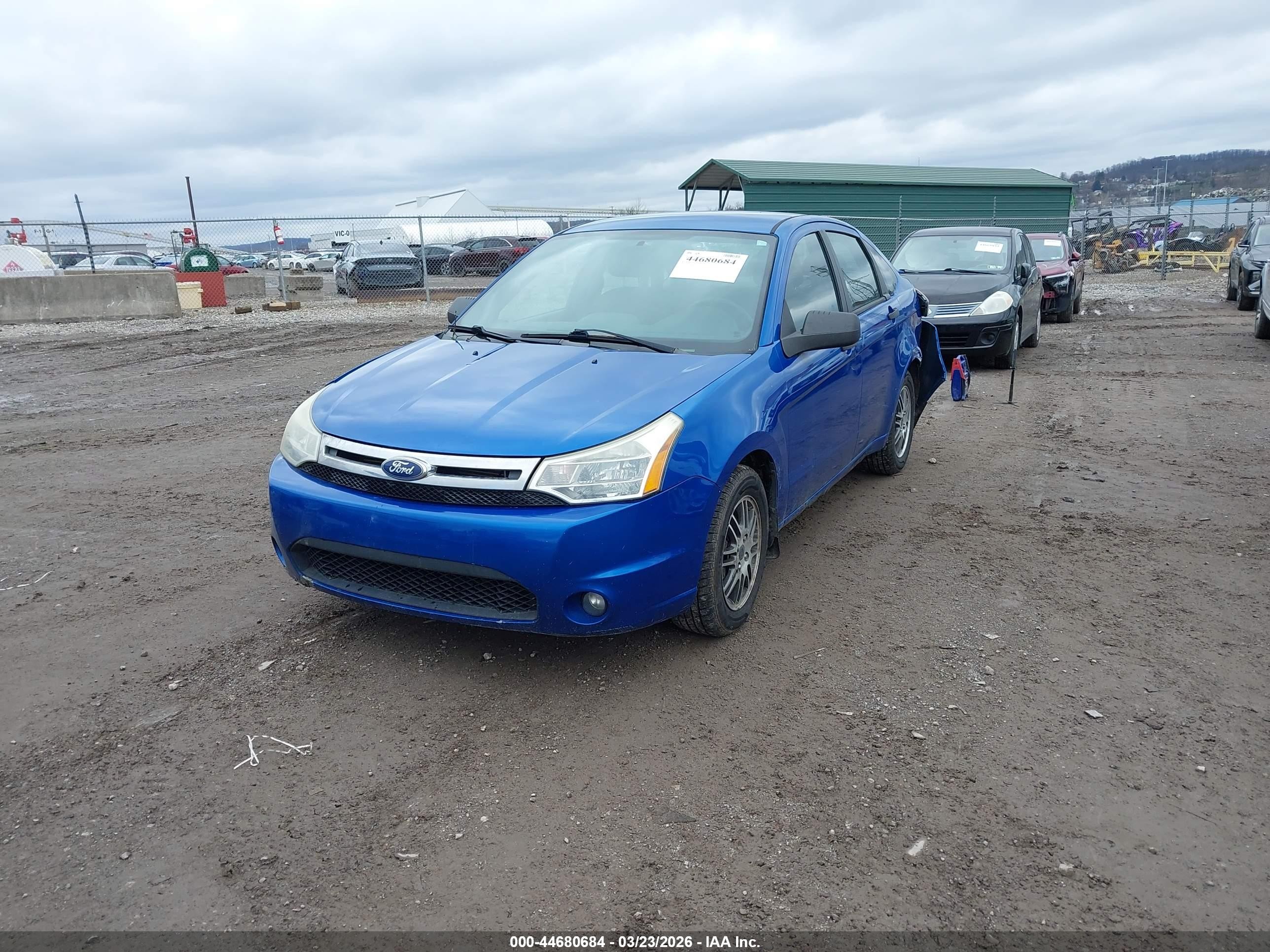 2011 Ford Focus Se Blue vin: 1FAHP3FN2BW144643