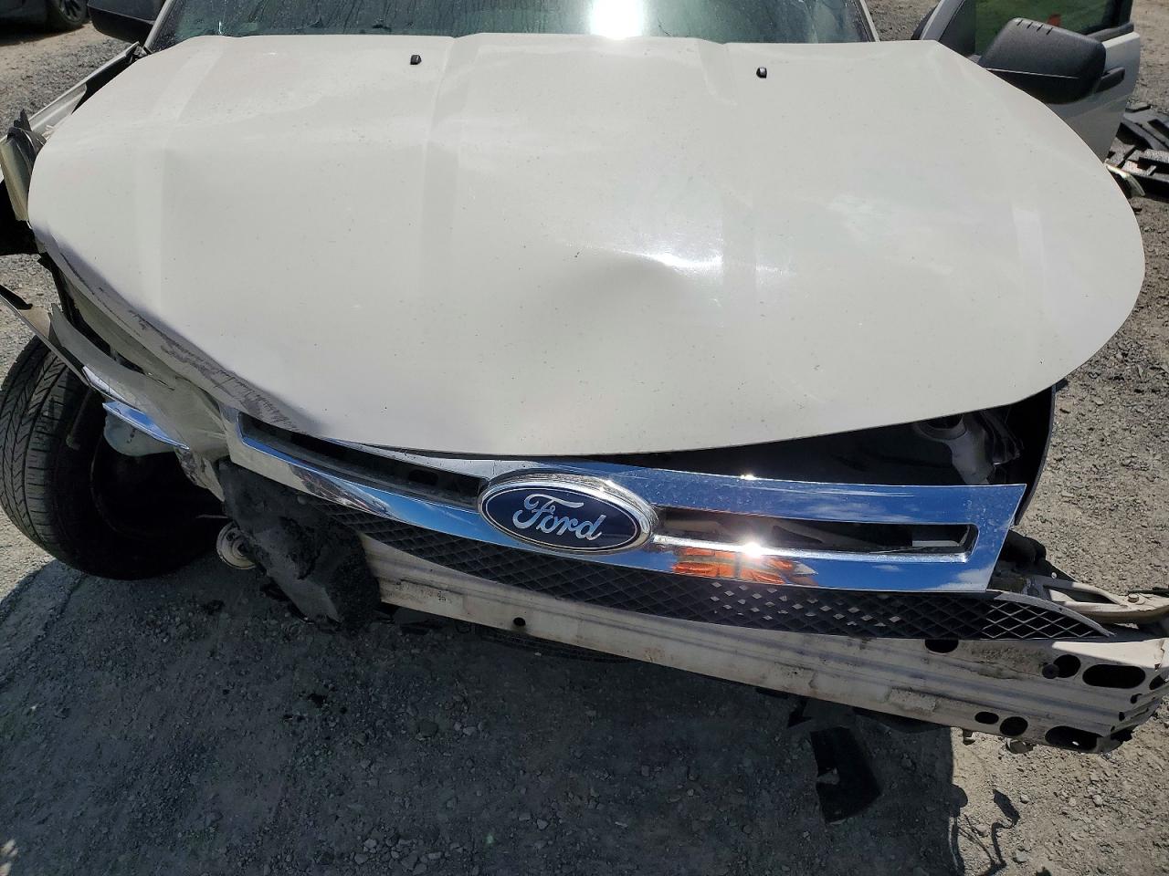 2011 Ford Focus Se White vin: 1FAHP3FN2BW152810