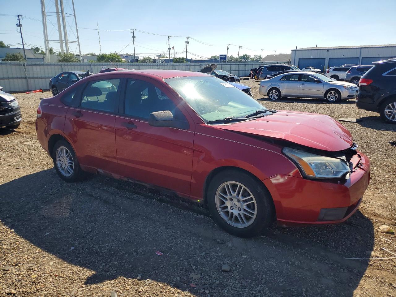 2011 Ford Focus Se Red vin: 1FAHP3FN2BW160678