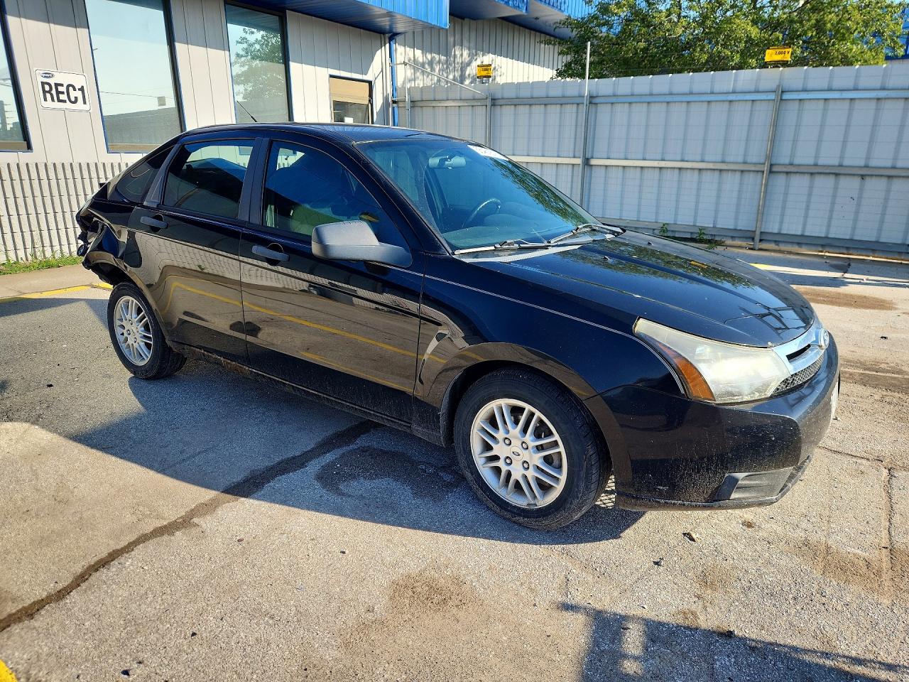 2011 Ford Focus Se Black vin: 1FAHP3FN2BW160860