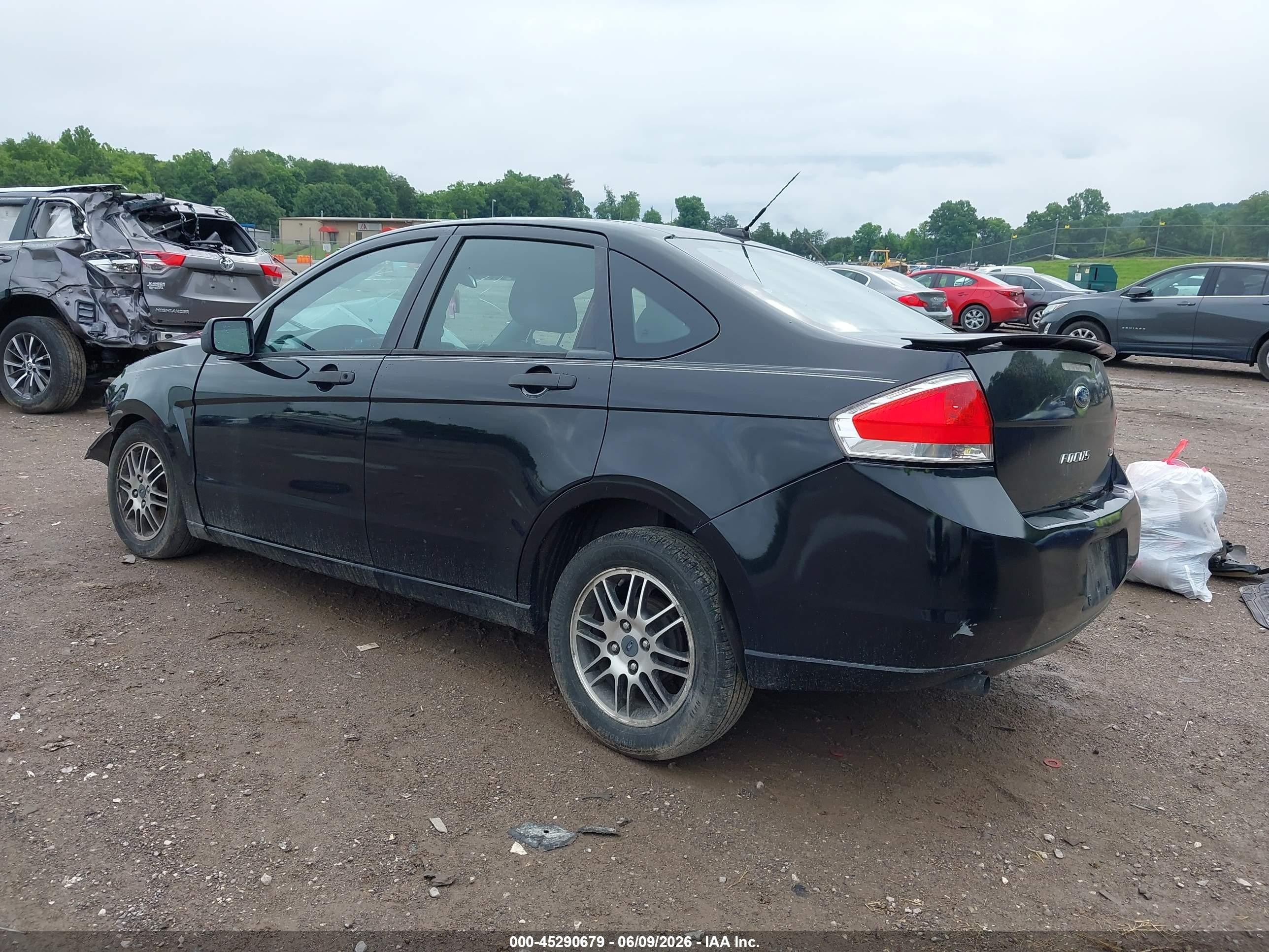 2010 Ford Focus Se Black vin: 1FAHP3FN3AW104893
