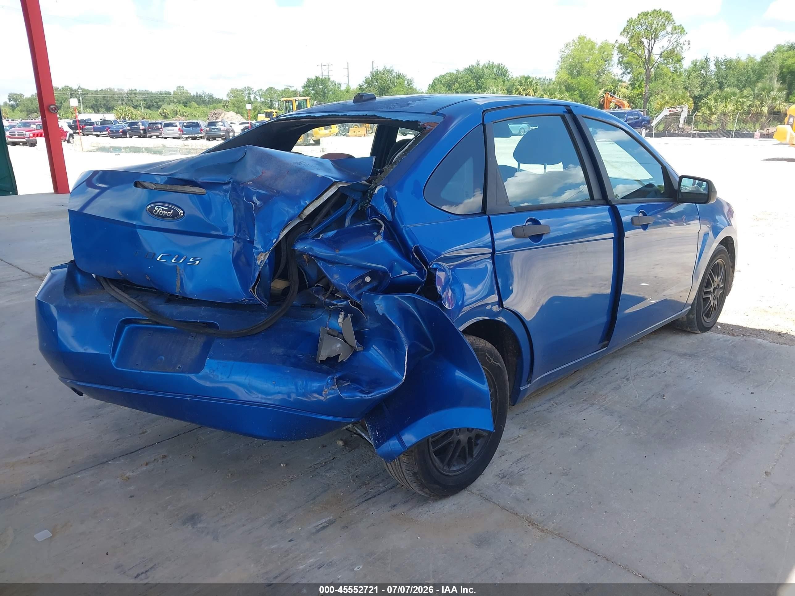 2010 Ford Focus Se Blue vin: 1FAHP3FN3AW111519