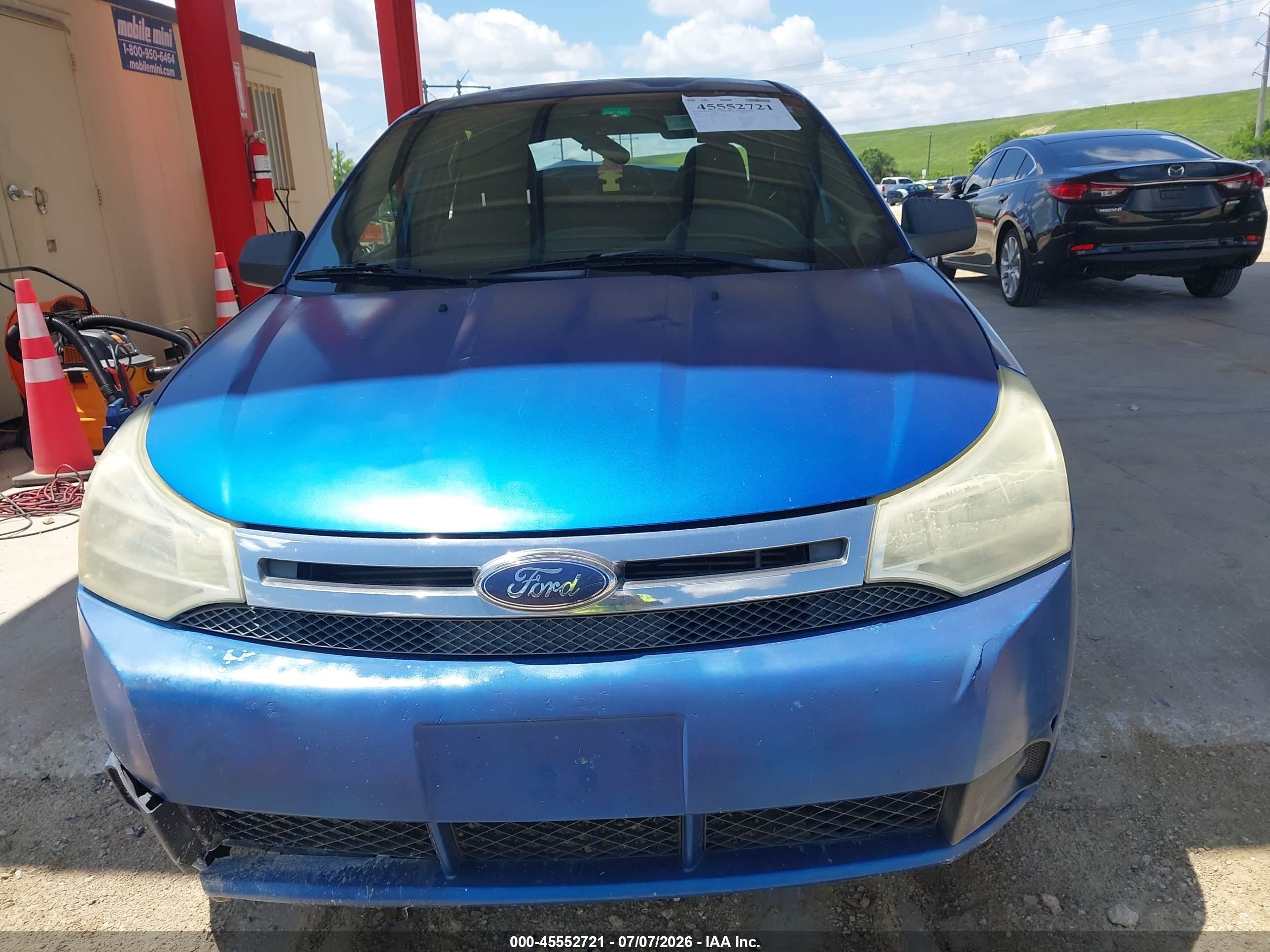 2010 Ford Focus Se Blue vin: 1FAHP3FN3AW111519