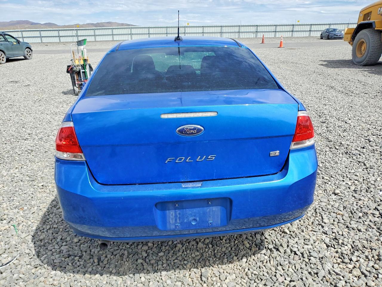2010 Ford Focus Se Blue vin: 1FAHP3FN3AW115263